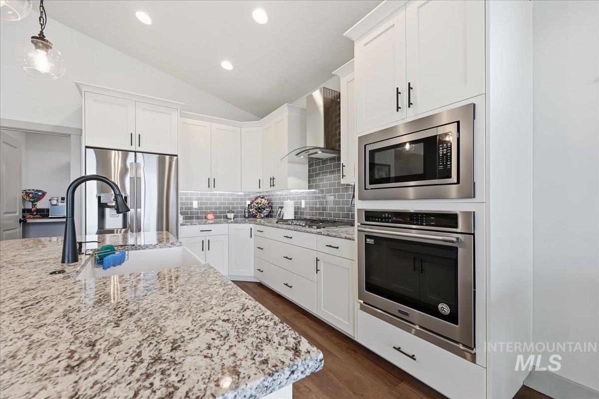 444 Blacksmith Ave, Fruitland, Idaho 83619, 3 Bedrooms, 2 Bathrooms, Residential For Sale, Price $480,000,MLS 98968867