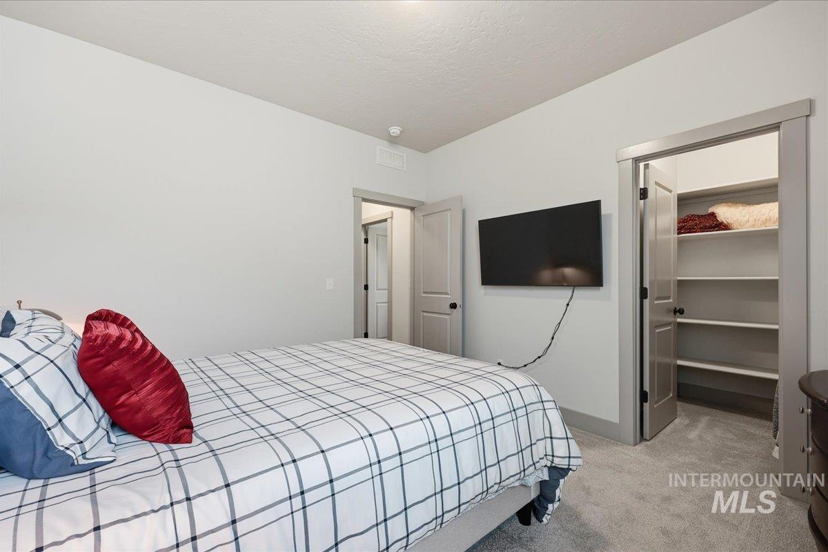 444 Blacksmith Ave, Fruitland, Idaho 83619, 3 Bedrooms, 2 Bathrooms, Residential For Sale, Price $480,000,MLS 98968867