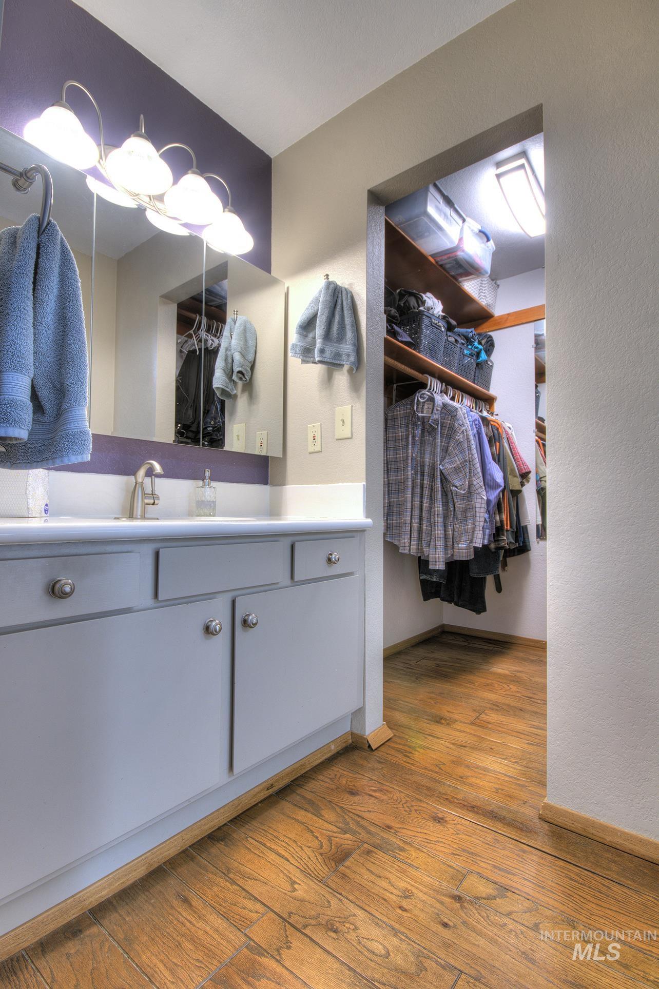 585 S Park, Ontario, Idaho 97914, 3 Bedrooms, 2 Bathrooms, Residential For Sale, Price $349,900,MLS 98968868