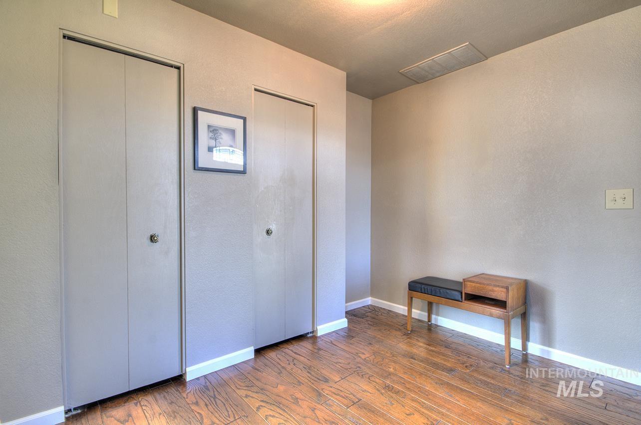 585 S Park, Ontario, Idaho 97914, 3 Bedrooms, 2 Bathrooms, Residential For Sale, Price $349,900,MLS 98968868