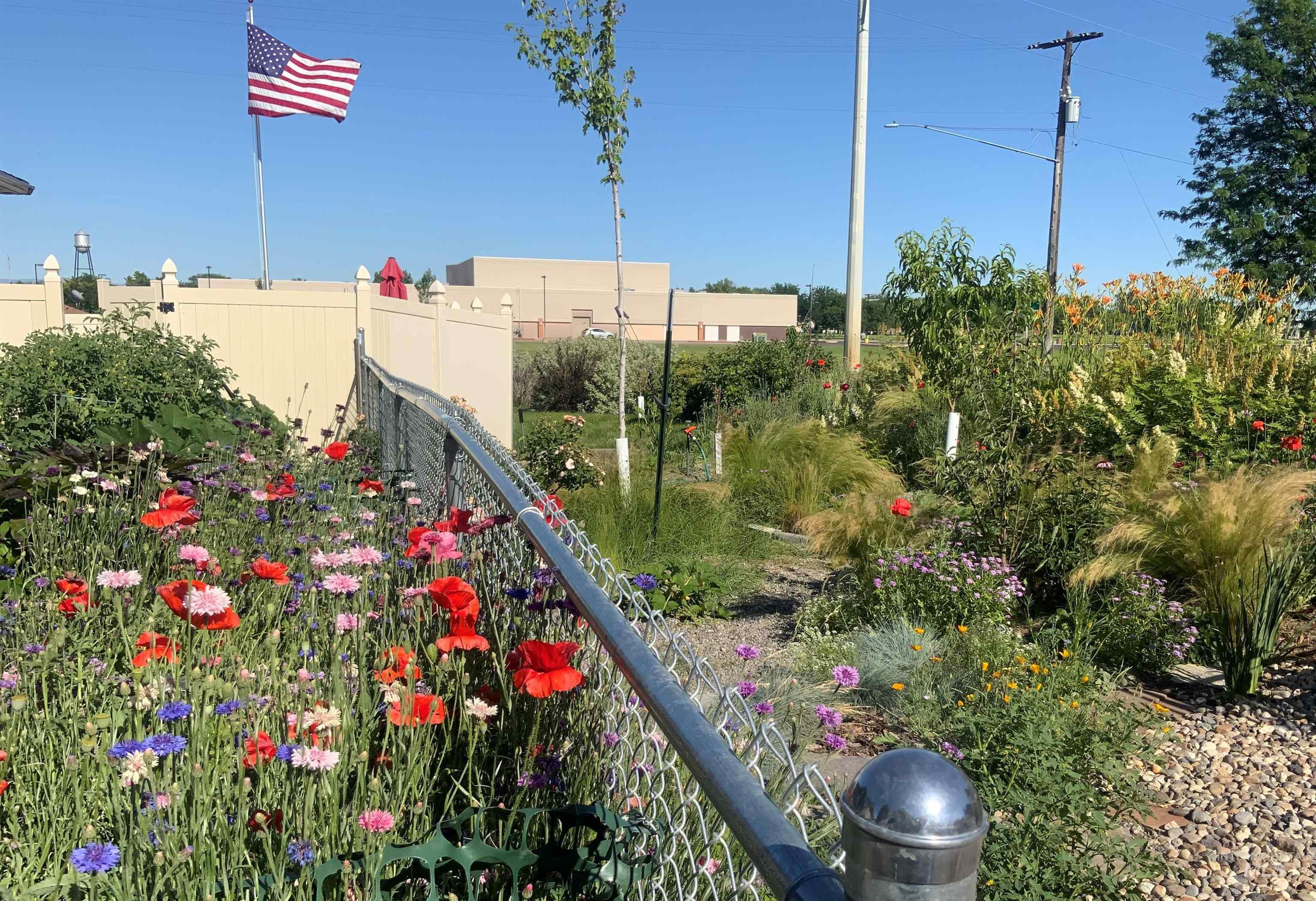 585 S Park, Ontario, Idaho 97914, 3 Bedrooms, 2 Bathrooms, Residential For Sale, Price $349,900,MLS 98968868