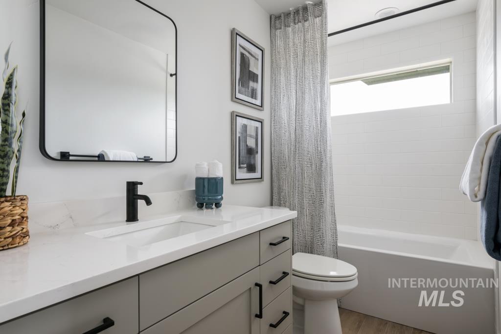 2162 W Freya Ct, Eagle, Idaho 83616, 3 Bedrooms, 2.5 Bathrooms, Residential For Sale, Price $499,900,MLS 98968875