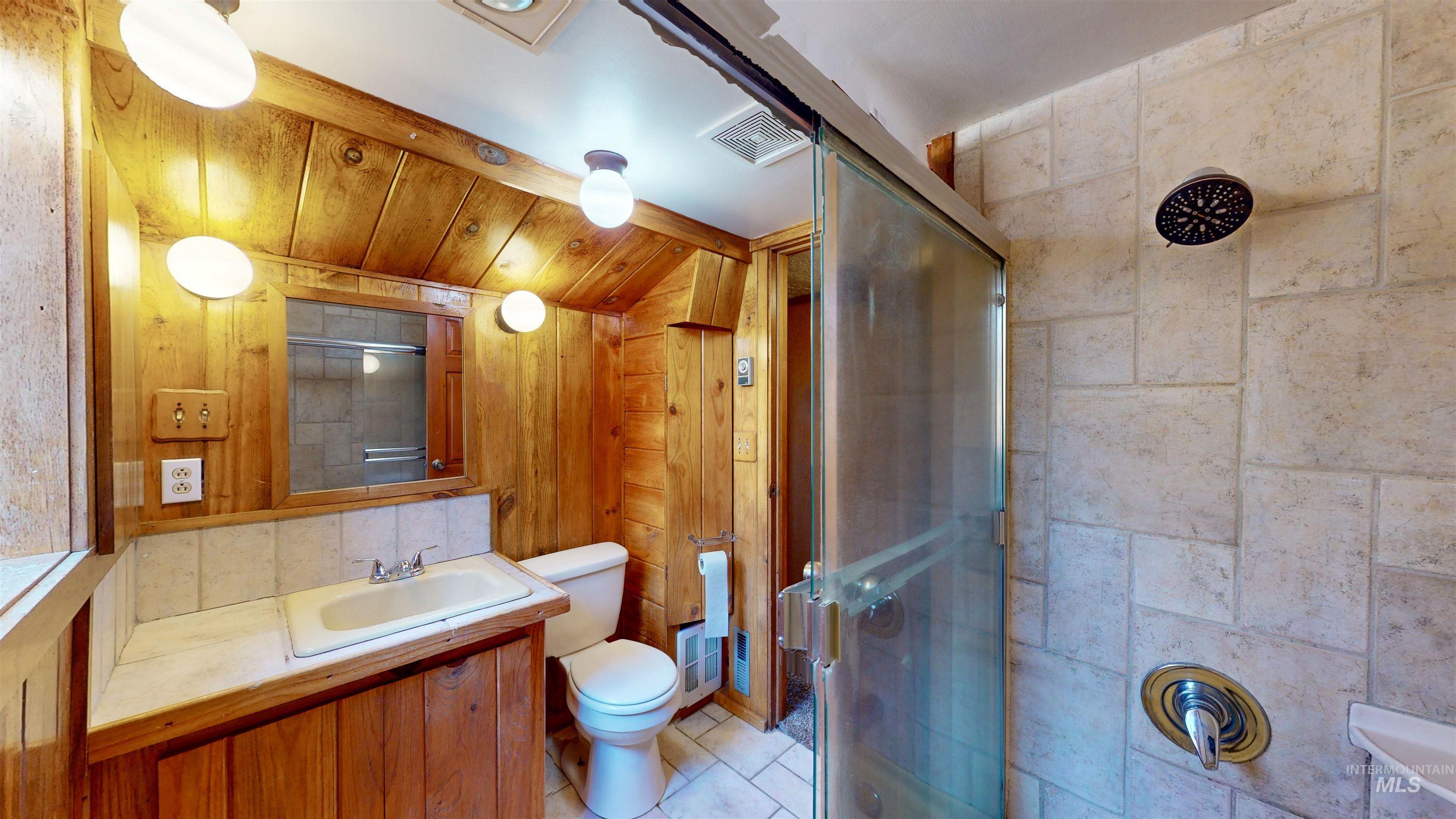 259 Pierce Street, Twin Falls, Idaho 83301, 3 Bedrooms, 2 Bathrooms, Residential For Sale, Price $300,000,MLS 98968877