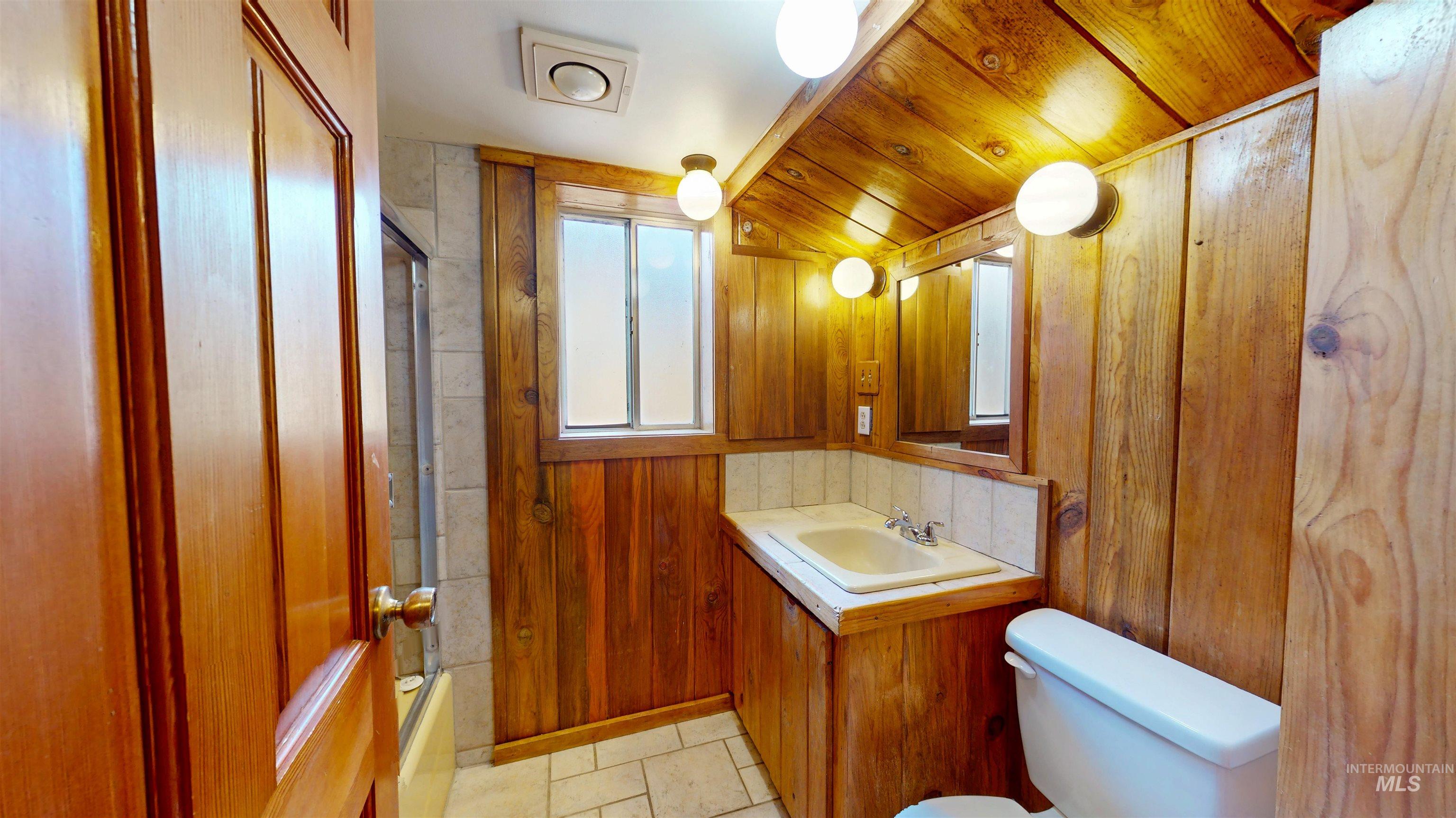 259 Pierce Street, Twin Falls, Idaho 83301, 3 Bedrooms, 2 Bathrooms, Residential For Sale, Price $300,000,MLS 98968877