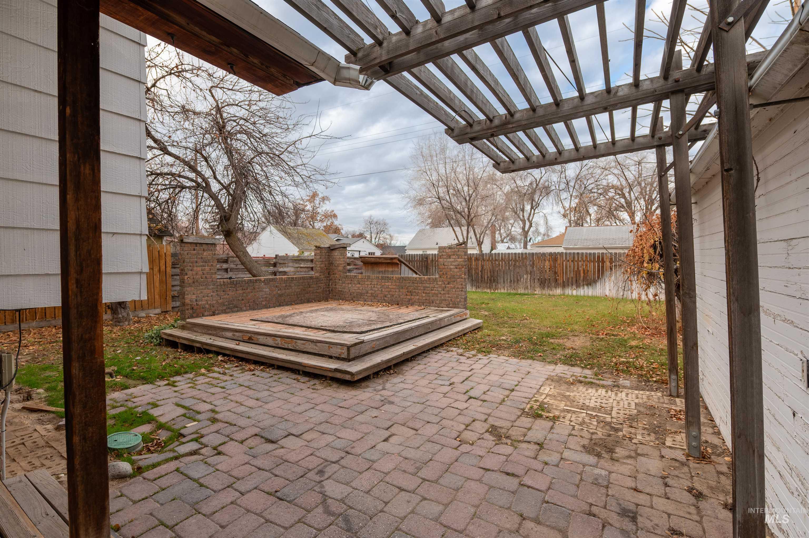 259 Pierce Street, Twin Falls, Idaho 83301, 3 Bedrooms, 2 Bathrooms, Residential For Sale, Price $300,000,MLS 98968877