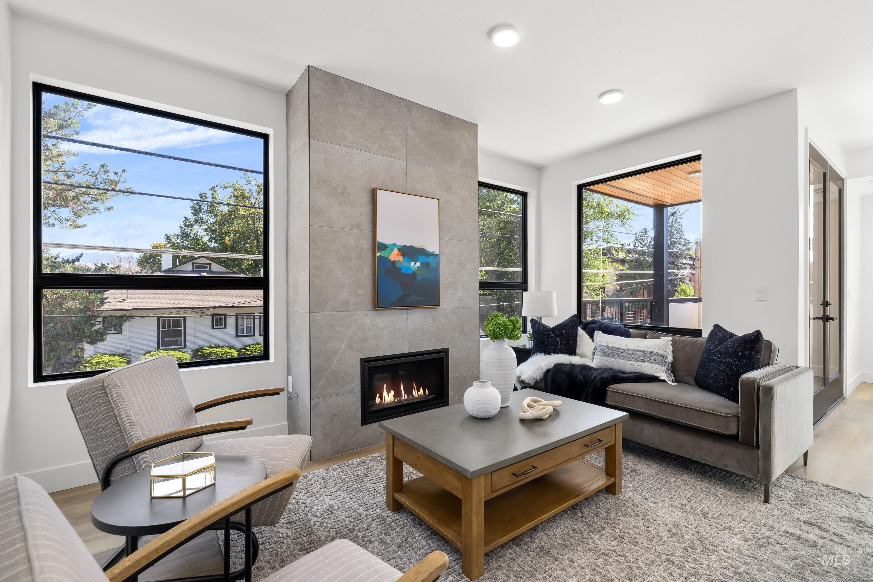 1620 W Bannock St, Boise, Idaho 83702, 2 Bedrooms, 2 Bathrooms, Residential For Sale, Price $669,900,MLS 98968878