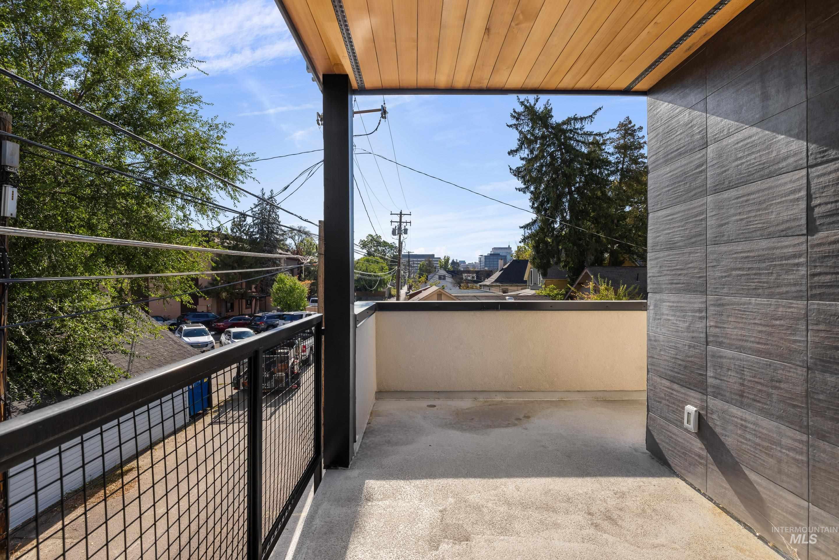 1620 W Bannock St, Boise, Idaho 83702, 2 Bedrooms, 2 Bathrooms, Residential For Sale, Price $669,900,MLS 98968878