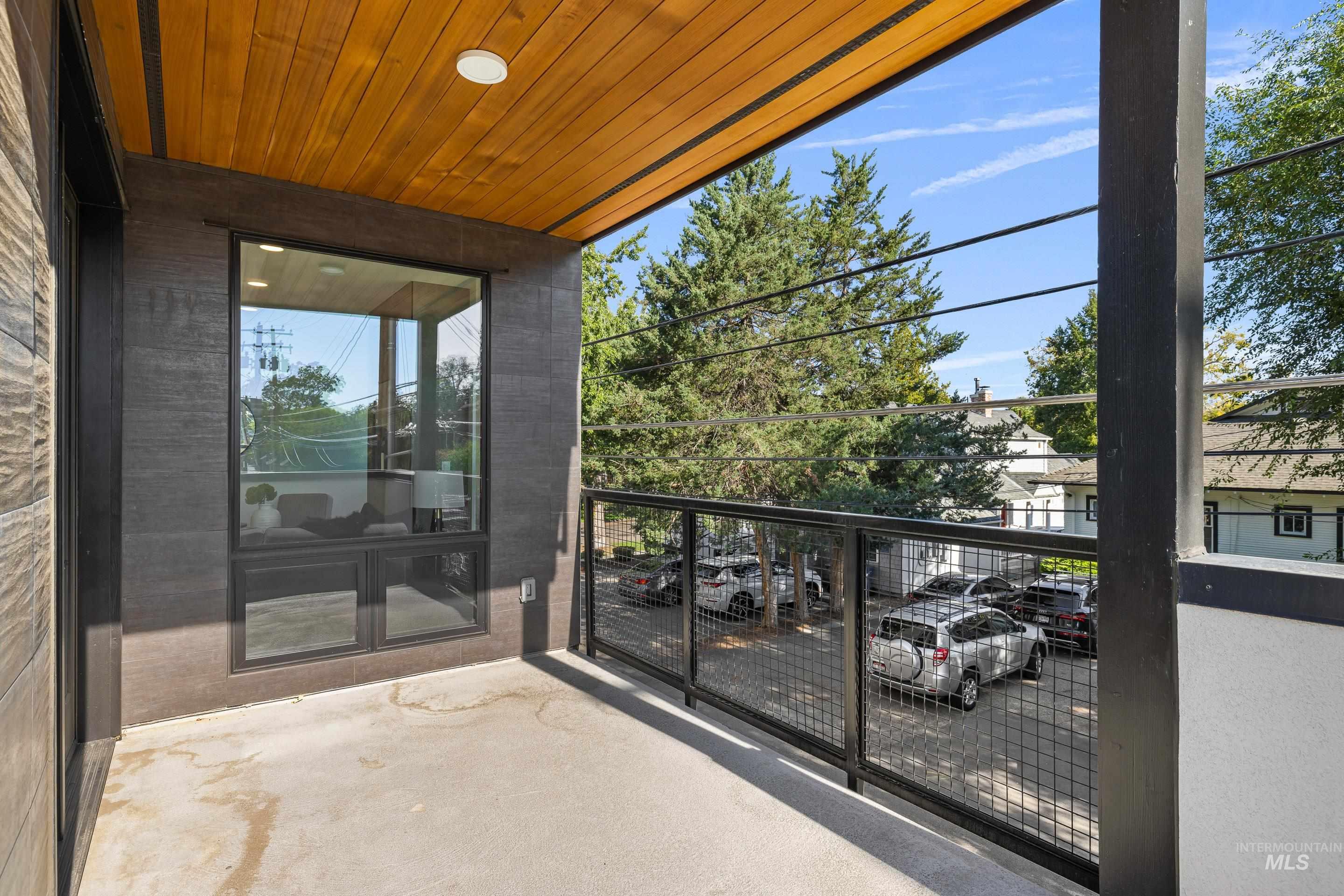 1620 W Bannock St, Boise, Idaho 83702, 2 Bedrooms, 2 Bathrooms, Residential For Sale, Price $669,900,MLS 98968878