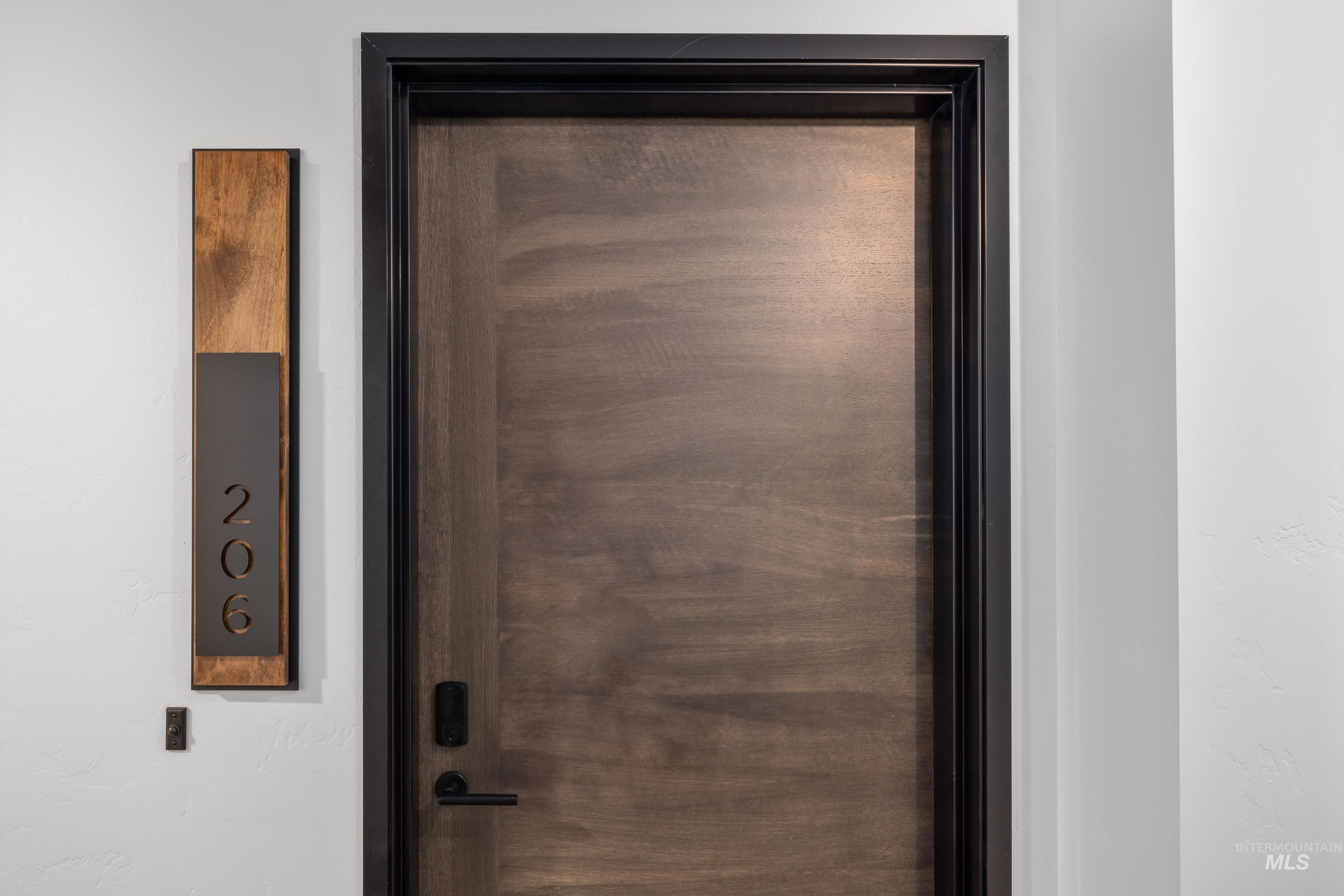 1620 W Bannock St, Boise, Idaho 83702, 2 Bedrooms, 2 Bathrooms, Residential For Sale, Price $669,900,MLS 98968878