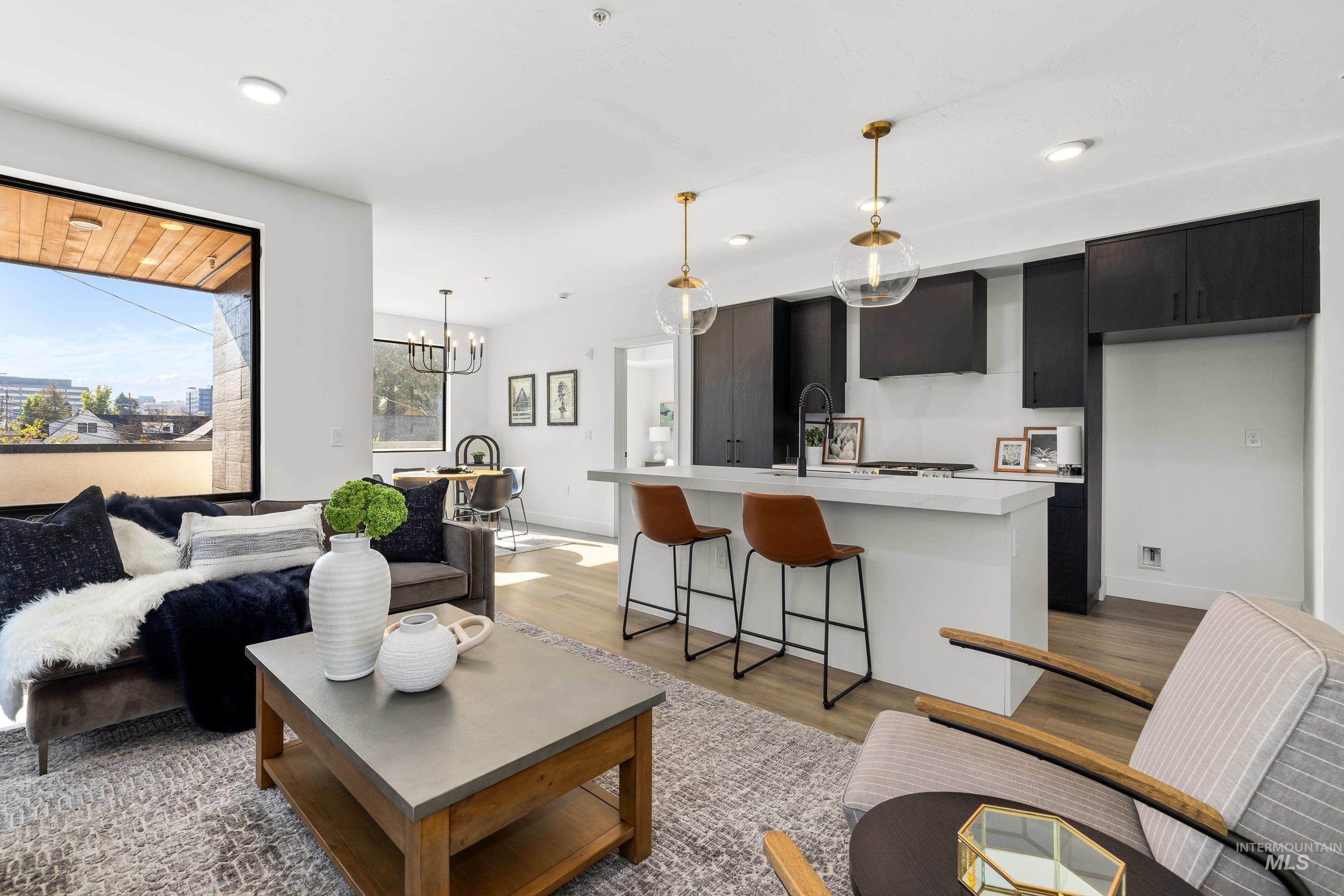 1620 W Bannock St, Boise, Idaho 83702, 2 Bedrooms, 2 Bathrooms, Residential For Sale, Price $669,900,MLS 98968878