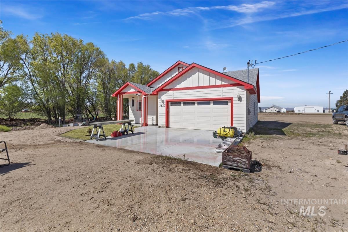 3520 US Hwy 95, Homedale, Idaho 83628, 3 Bedrooms, 2 Bathrooms, Residential For Sale, Price $679,000,MLS 98968888