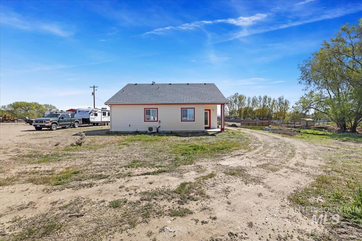 3520 US Hwy 95, Homedale, Idaho 83628, 3 Bedrooms, 2 Bathrooms, Residential For Sale, Price $679,000,MLS 98968888
