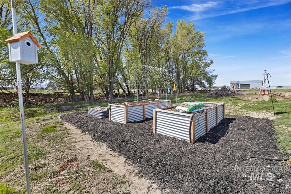 3520 US Hwy 95, Homedale, Idaho 83628, 3 Bedrooms, 2 Bathrooms, Residential For Sale, Price $679,000,MLS 98968888