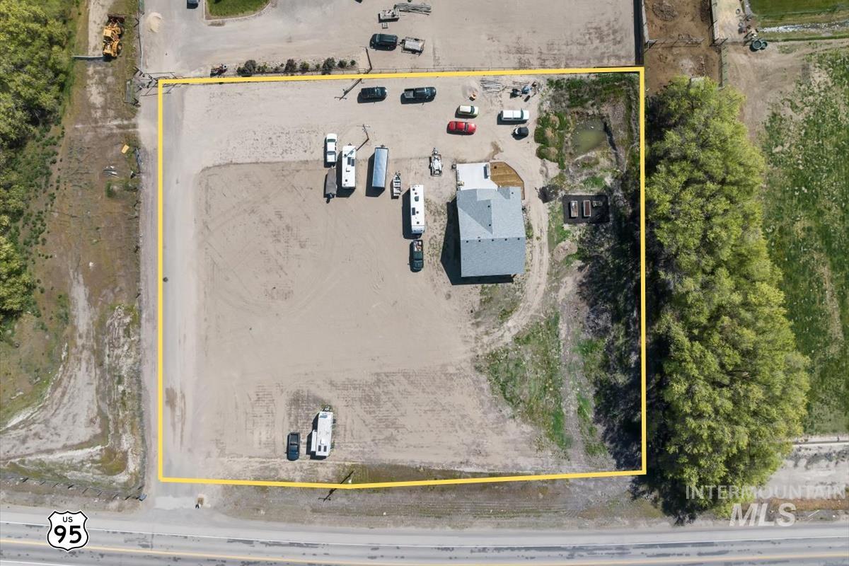 3520 US Hwy 95, Homedale, Idaho 83628, 3 Bedrooms, 2 Bathrooms, Residential For Sale, Price $679,000,MLS 98968888