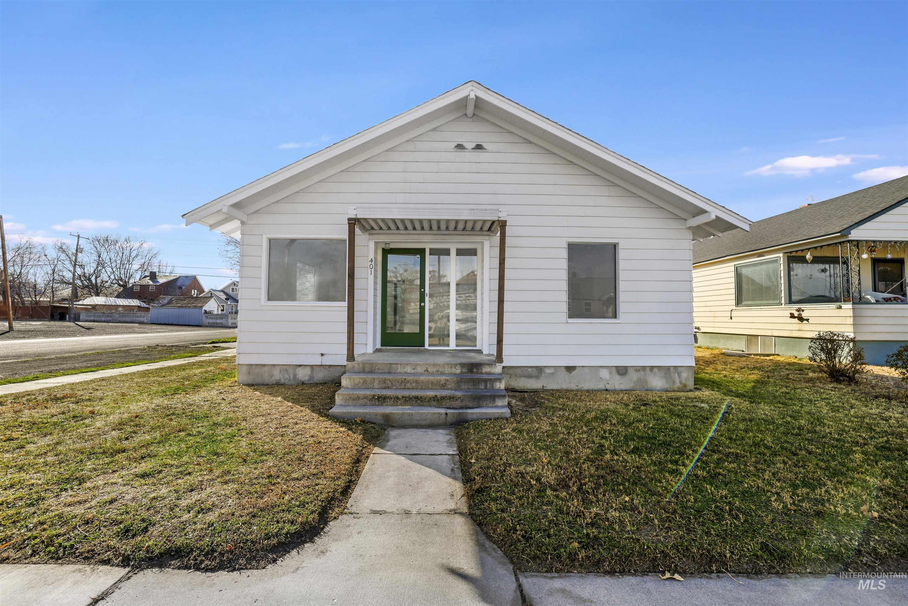 401 Broadway Ave N, Buhl, Idaho 83301, 2 Bedrooms, 1 Bathroom, Residential For Sale, Price $225,000,MLS 98968889