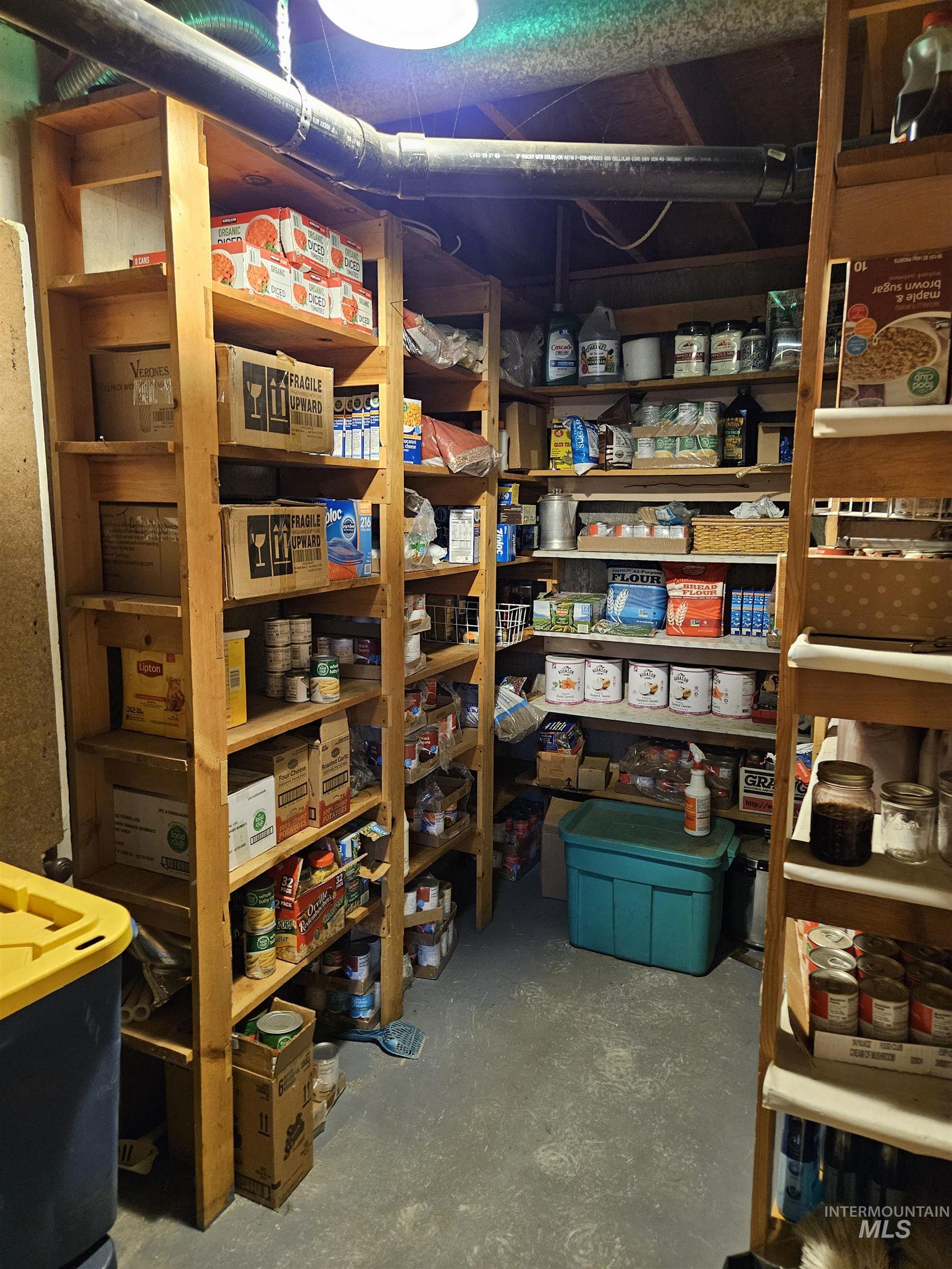 804 Pine Drive Heights, Orofino, Idaho 83544, 3 Bedrooms, 2 Bathrooms, Residential For Sale, Price $349,000,MLS 98968892