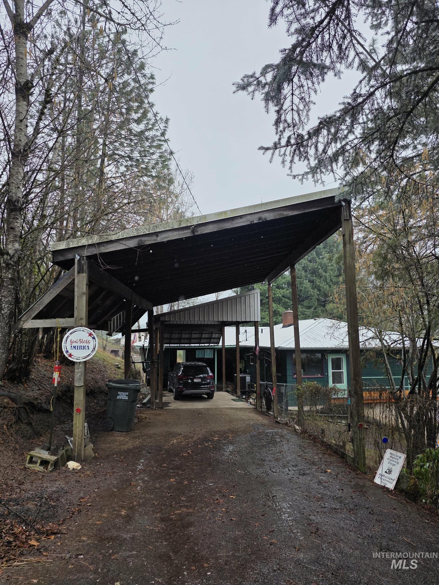 804 Pine Drive Heights, Orofino, Idaho 83544, 4 Bedrooms, 2 Bathrooms, Residential For Sale, Price $335,000, 98968892