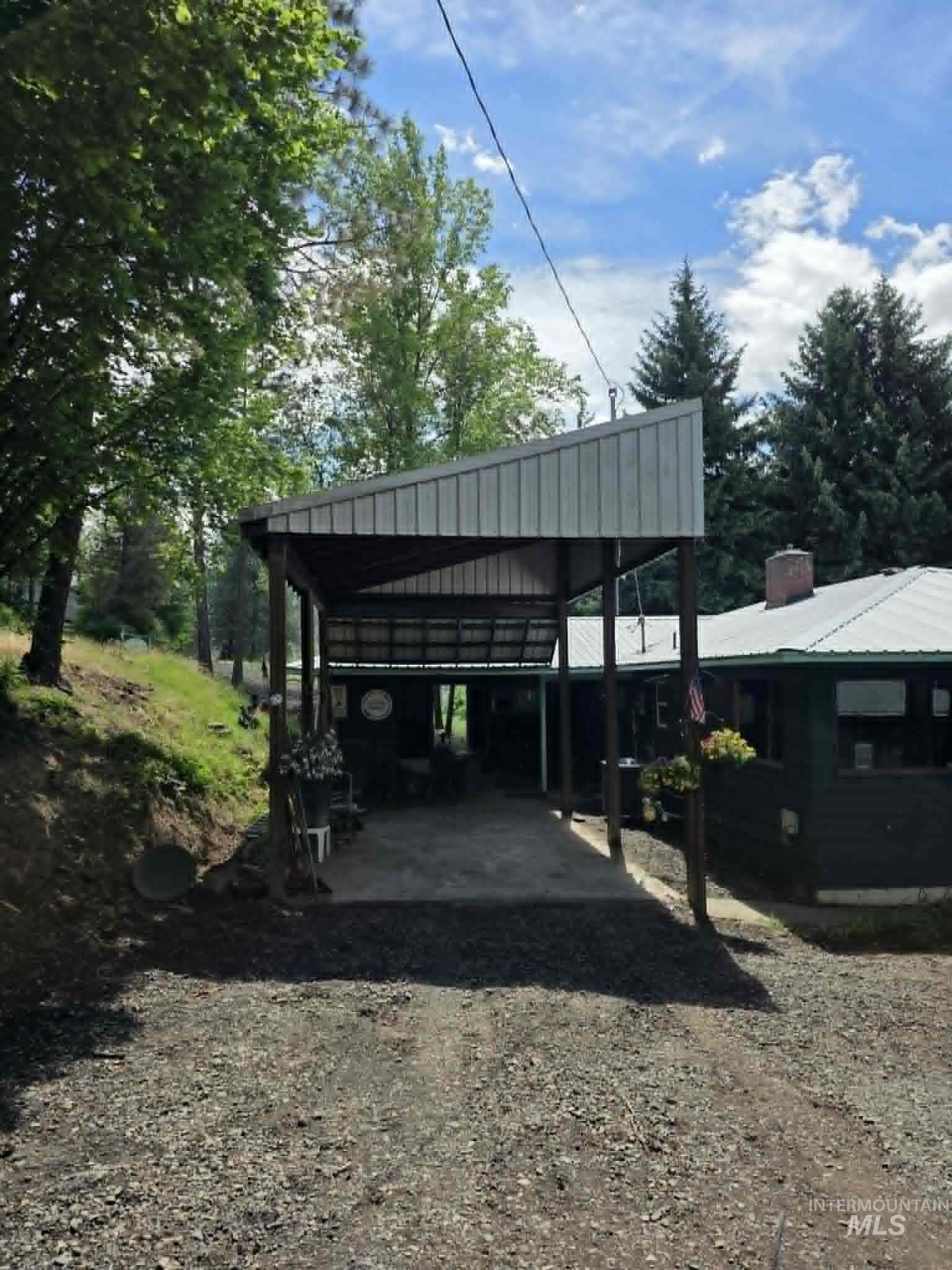 804 Pine Drive Heights, Orofino, Idaho 83544, 4 Bedrooms, 2 Bathrooms, Residential For Sale, Price $332,500, 98968892