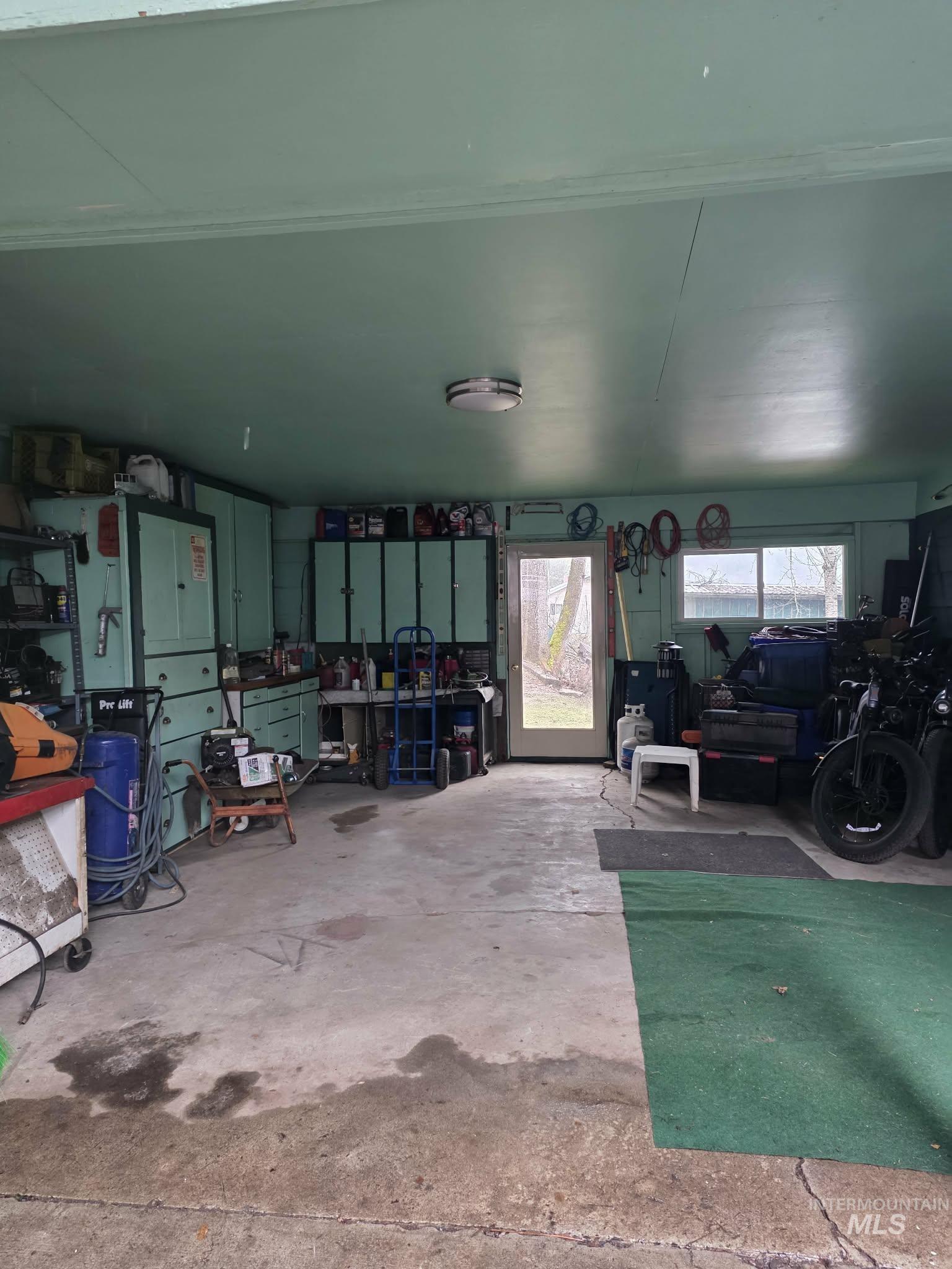 804 Pine Drive Heights, Orofino, Idaho 83544, 4 Bedrooms, 2 Bathrooms, Residential For Sale, Price $335,000, 98968892