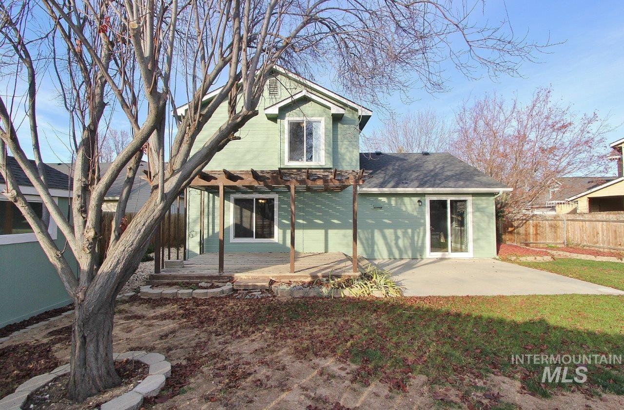 16928 N Chelford Loop, Nampa, Idaho 83687, 3 Bedrooms, 2.5 Bathrooms, Residential For Sale, Price $365,000,MLS 98968894