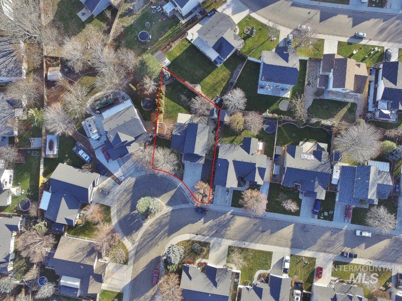 16928 N Chelford Loop, Nampa, Idaho 83687, 3 Bedrooms, 2.5 Bathrooms, Residential For Sale, Price $365,000,MLS 98968894