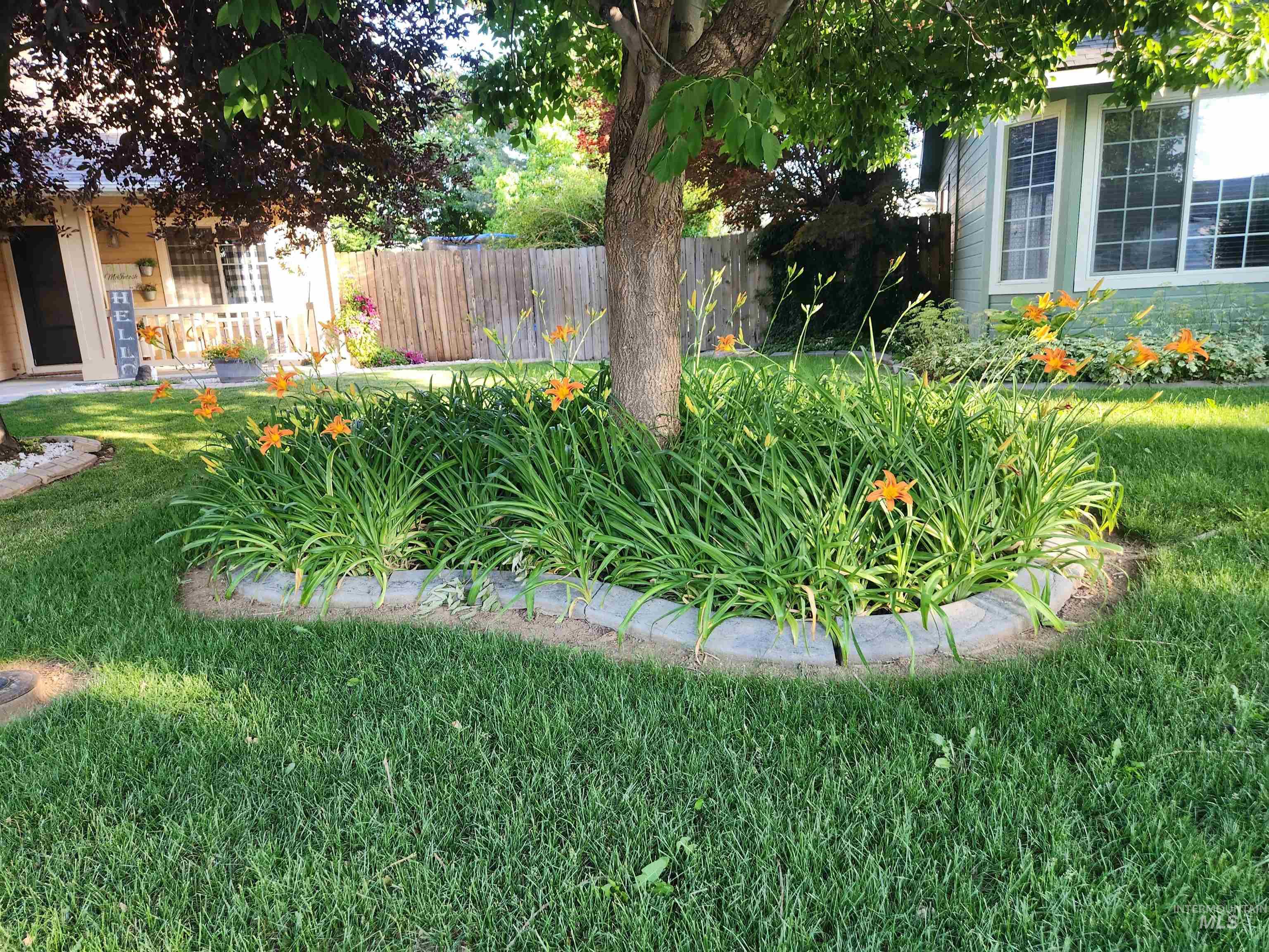 16928 N Chelford Loop, Nampa, Idaho 83687, 3 Bedrooms, 2.5 Bathrooms, Residential For Sale, Price $365,000,MLS 98968894