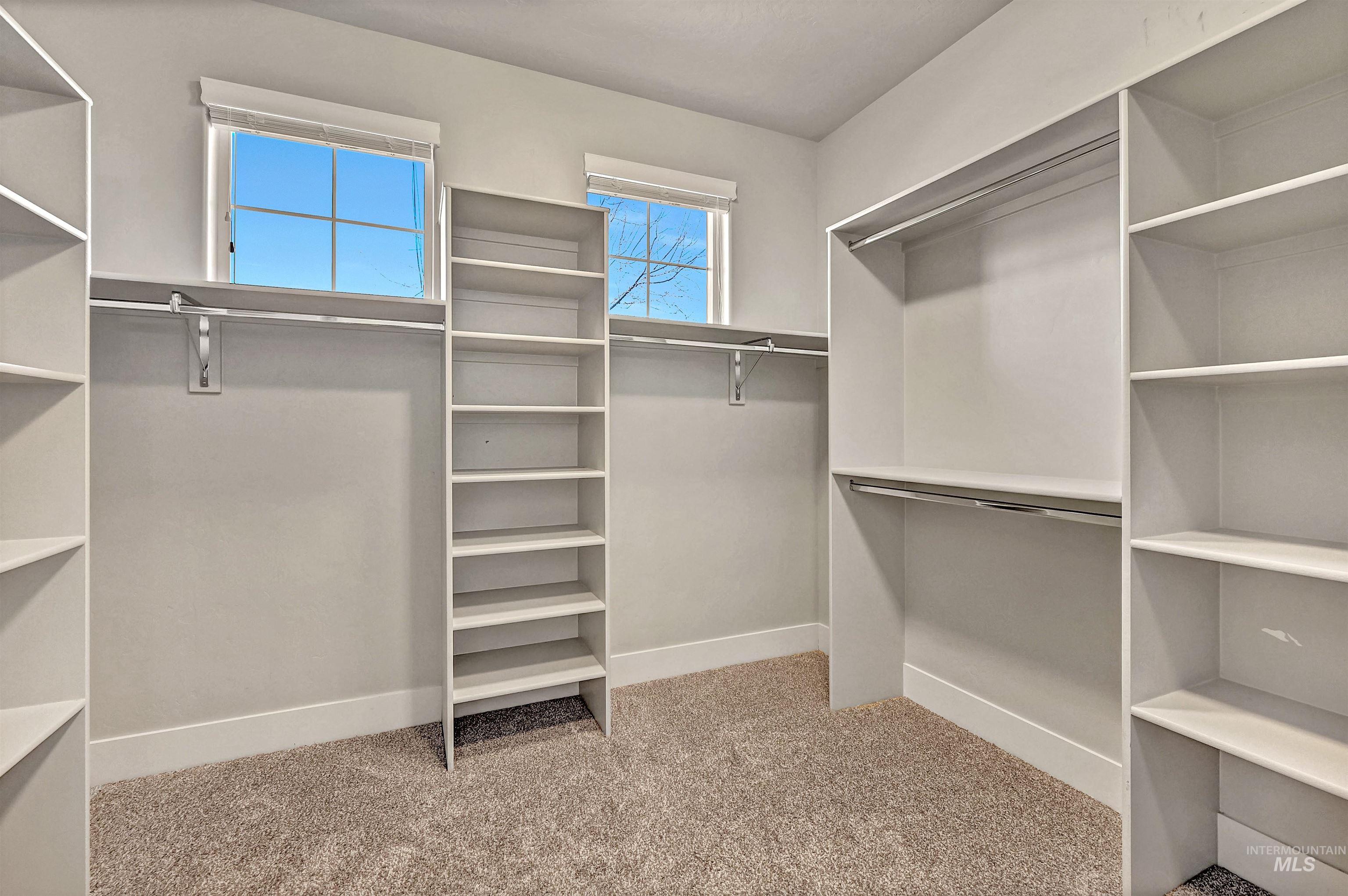 2115 E Lodge Trail Ct, Meridian, Idaho 83642, 4 Bedrooms, 2.5 Bathrooms, Residential For Sale, Price $1,176,000,MLS 98968895