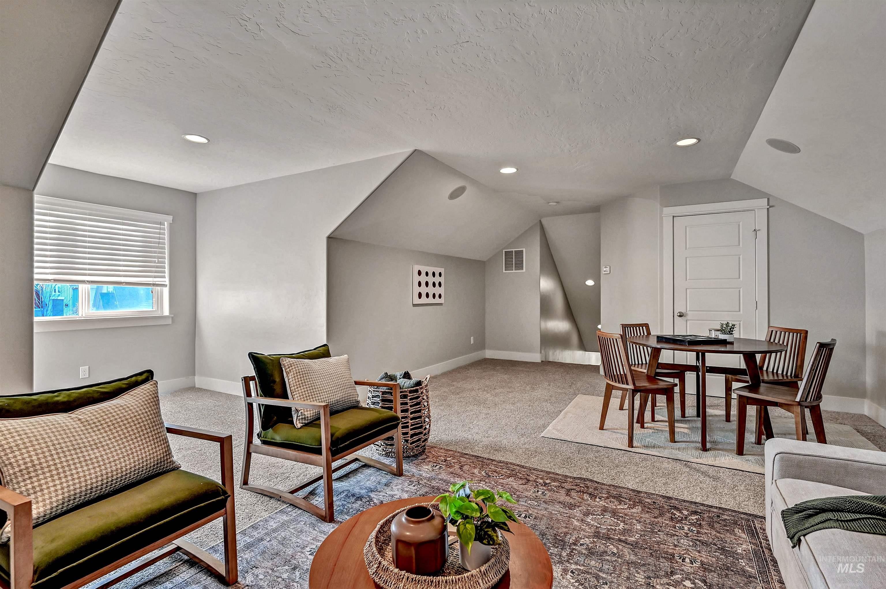 2115 E Lodge Trail Ct, Meridian, Idaho 83642, 4 Bedrooms, 2.5 Bathrooms, Residential For Sale, Price $1,176,000,MLS 98968895