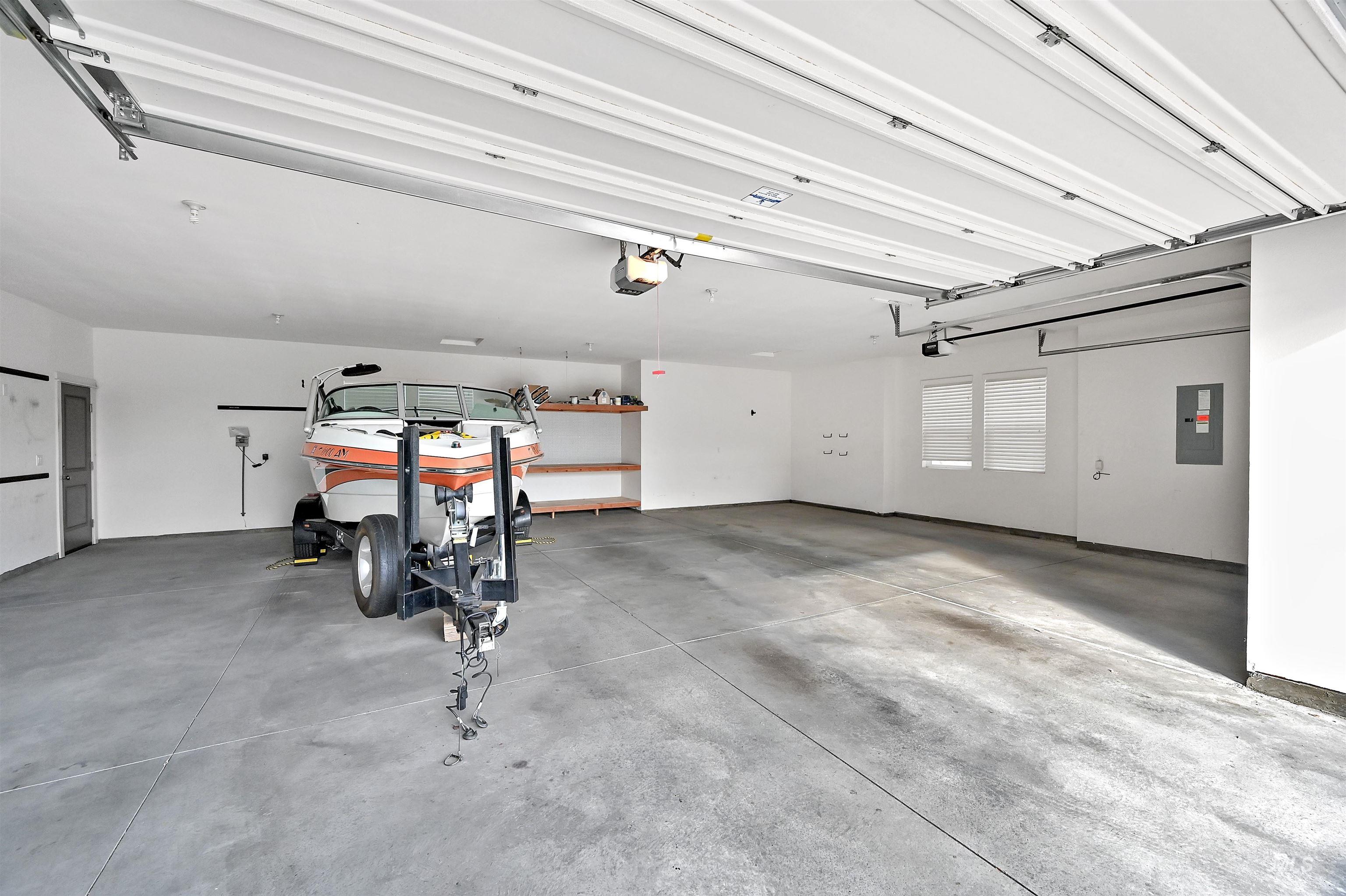 2115 E Lodge Trail Ct, Meridian, Idaho 83642, 4 Bedrooms, 2.5 Bathrooms, Residential For Sale, Price $1,176,000,MLS 98968895