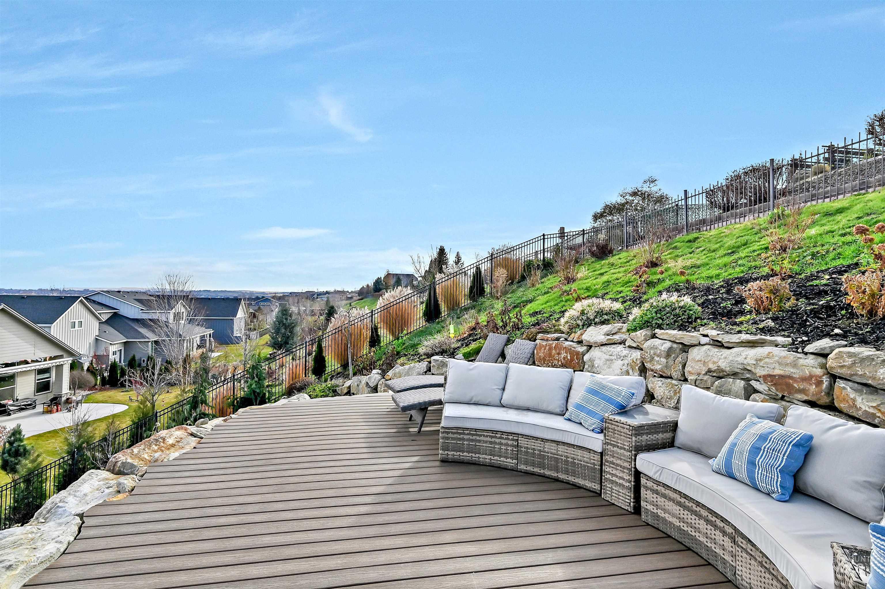 2115 E Lodge Trail Ct, Meridian, Idaho 83642, 4 Bedrooms, 2.5 Bathrooms, Residential For Sale, Price $1,176,000,MLS 98968895