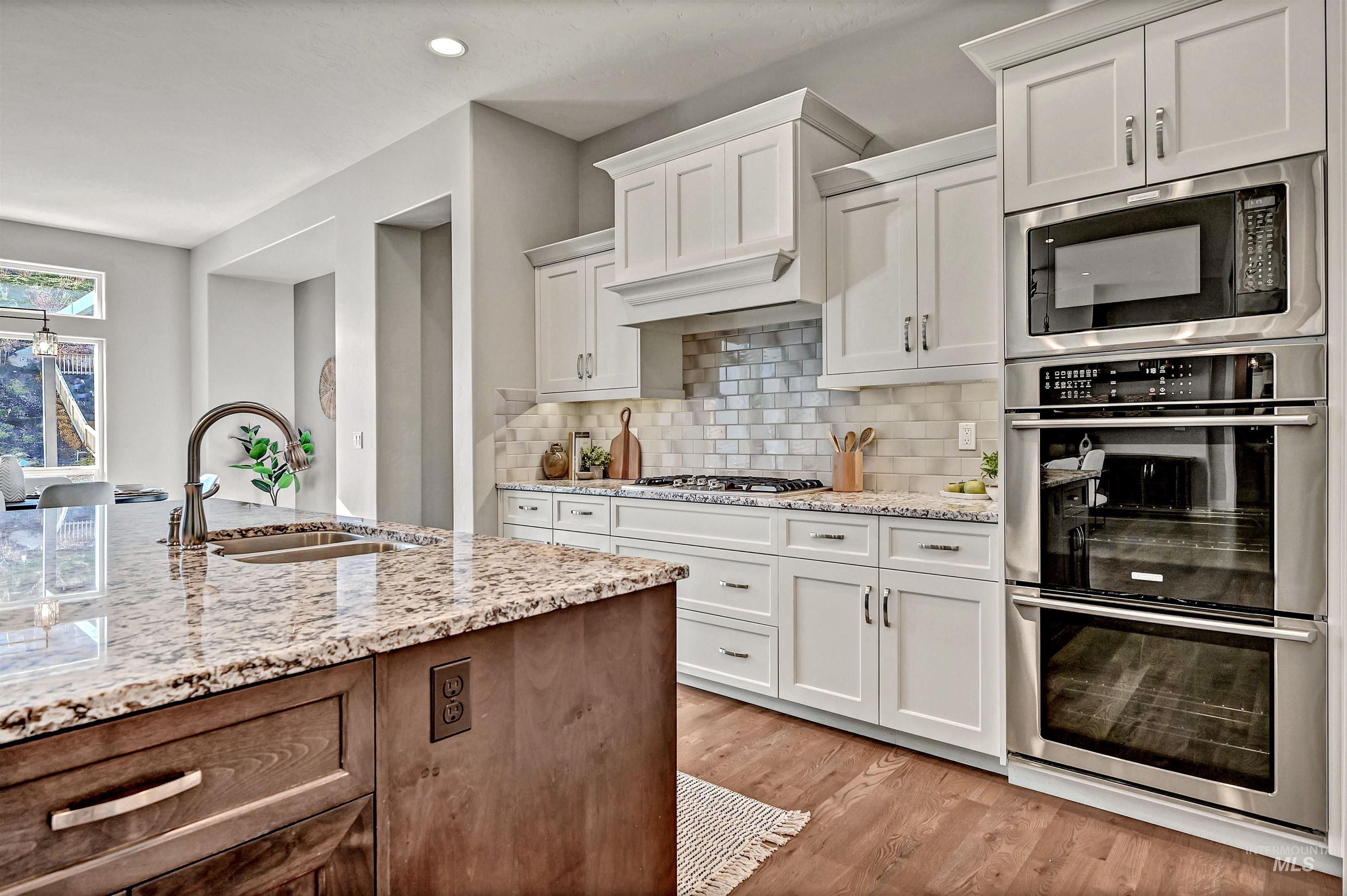 2115 E Lodge Trail Ct, Meridian, Idaho 83642, 4 Bedrooms, 2.5 Bathrooms, Residential For Sale, Price $1,176,000,MLS 98968895