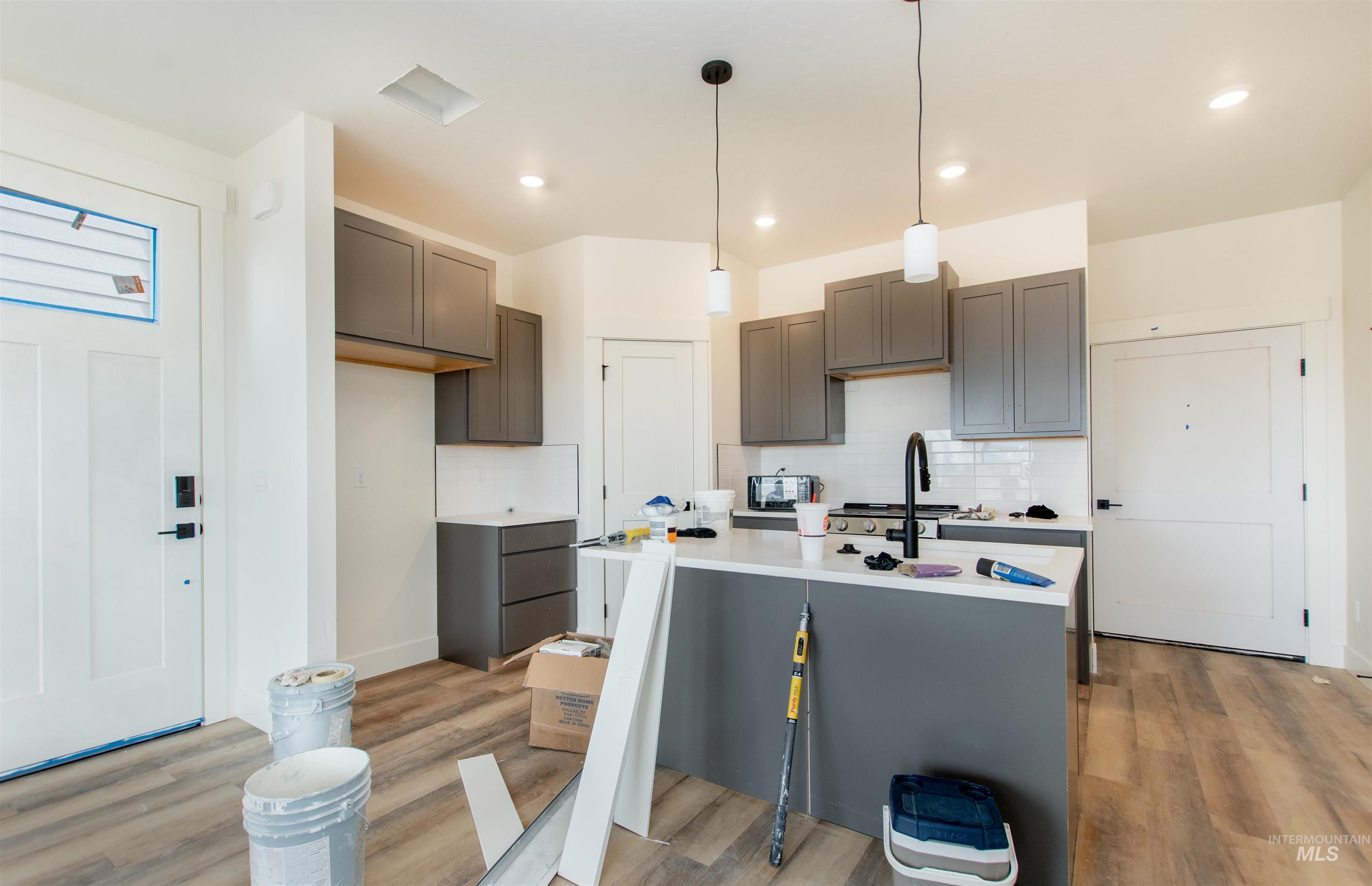 1970 NW Strahorn Dr., Mountain Home, Idaho 83647, 3 Bedrooms, 2.5 Bathrooms, Residential For Sale, Price $359,900,MLS 98968896