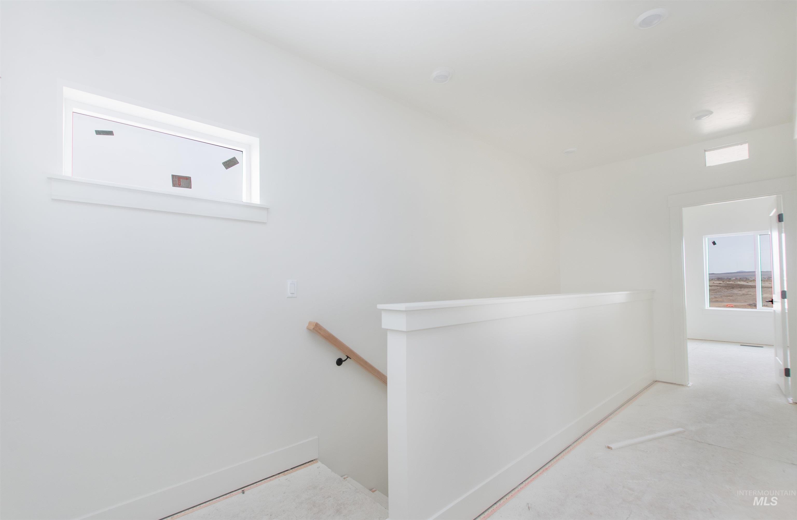 1970 NW Strahorn Dr., Mountain Home, Idaho 83647, 3 Bedrooms, 2.5 Bathrooms, Residential For Sale, Price $359,900,MLS 98968896