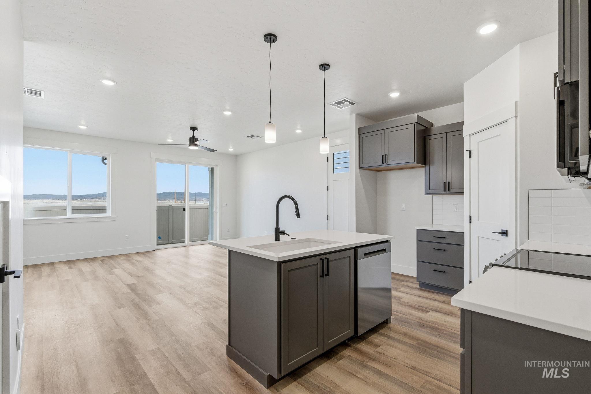 1970 NW Strahorn Dr., Mountain Home, Idaho 83647, 3 Bedrooms, 2.5 Bathrooms, Residential For Sale, Price $349,900,MLS 98968896