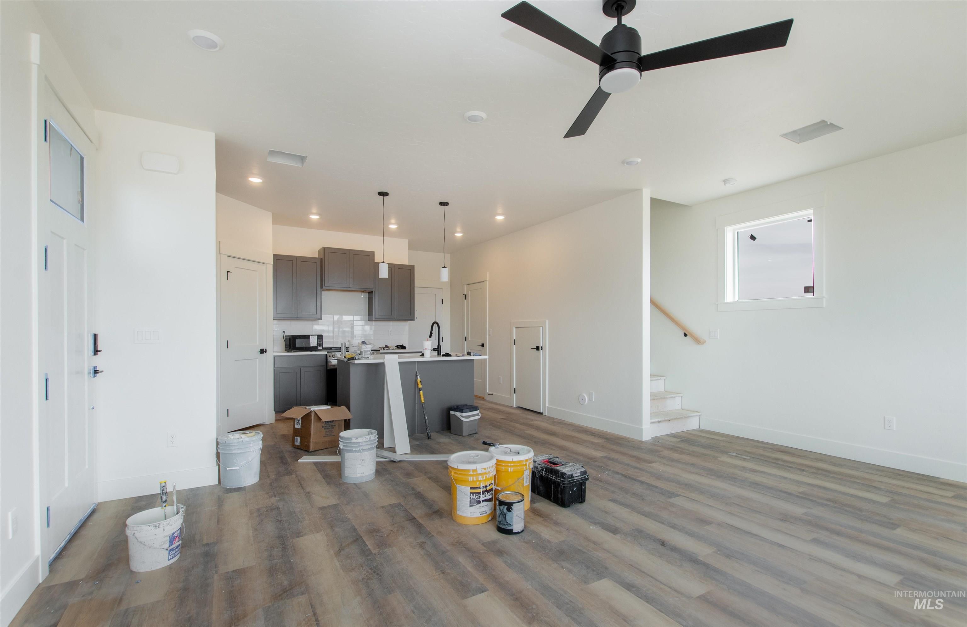 1970 NW Strahorn Dr., Mountain Home, Idaho 83647, 3 Bedrooms, 2.5 Bathrooms, Residential For Sale, Price $359,900,MLS 98968896