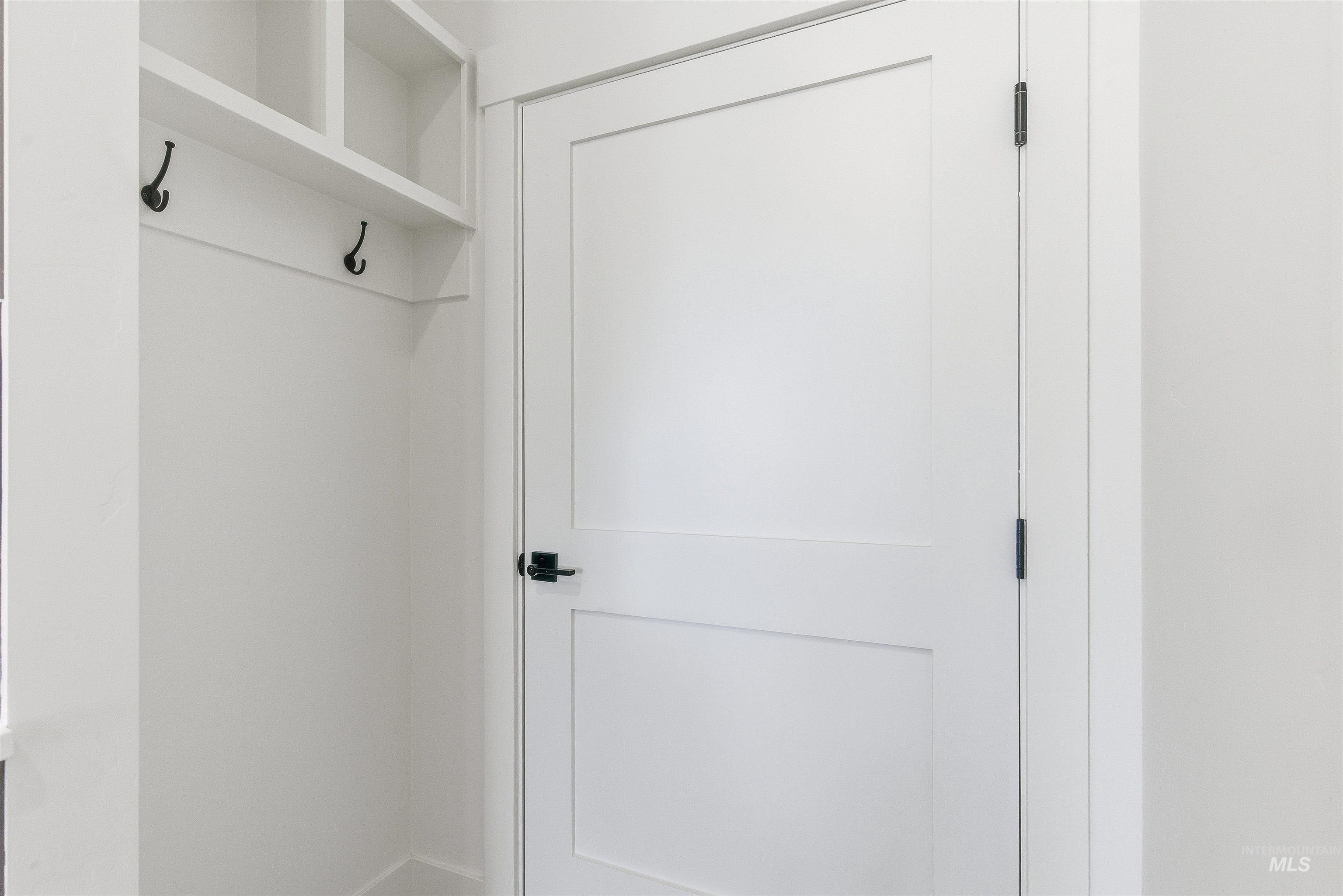 1970 NW Strahorn Dr., Mountain Home, Idaho 83647, 3 Bedrooms, 2.5 Bathrooms, Residential For Sale, Price $349,900,MLS 98968896