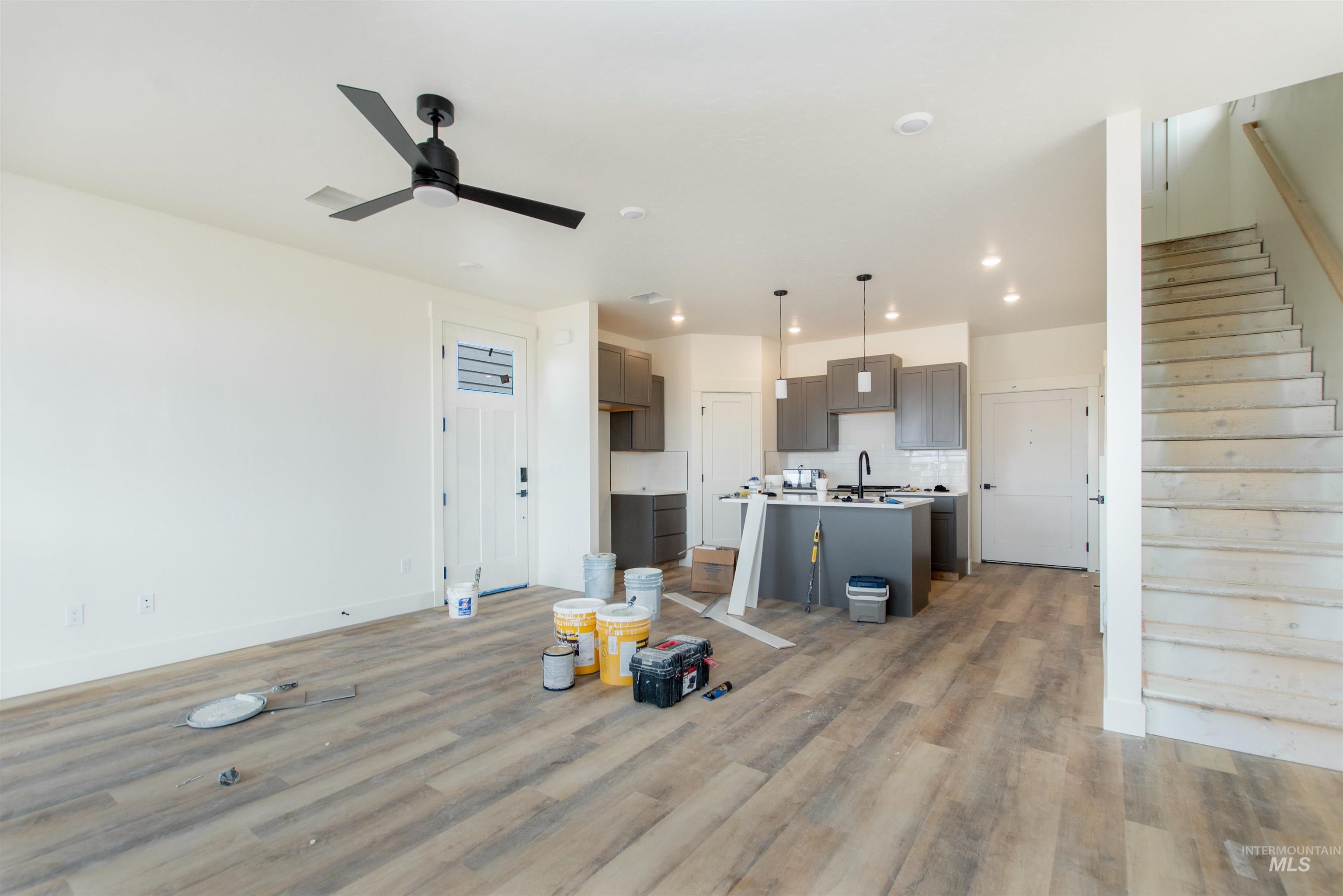 1970 NW Strahorn Dr., Mountain Home, Idaho 83647, 3 Bedrooms, 2.5 Bathrooms, Residential For Sale, Price $359,900,MLS 98968896