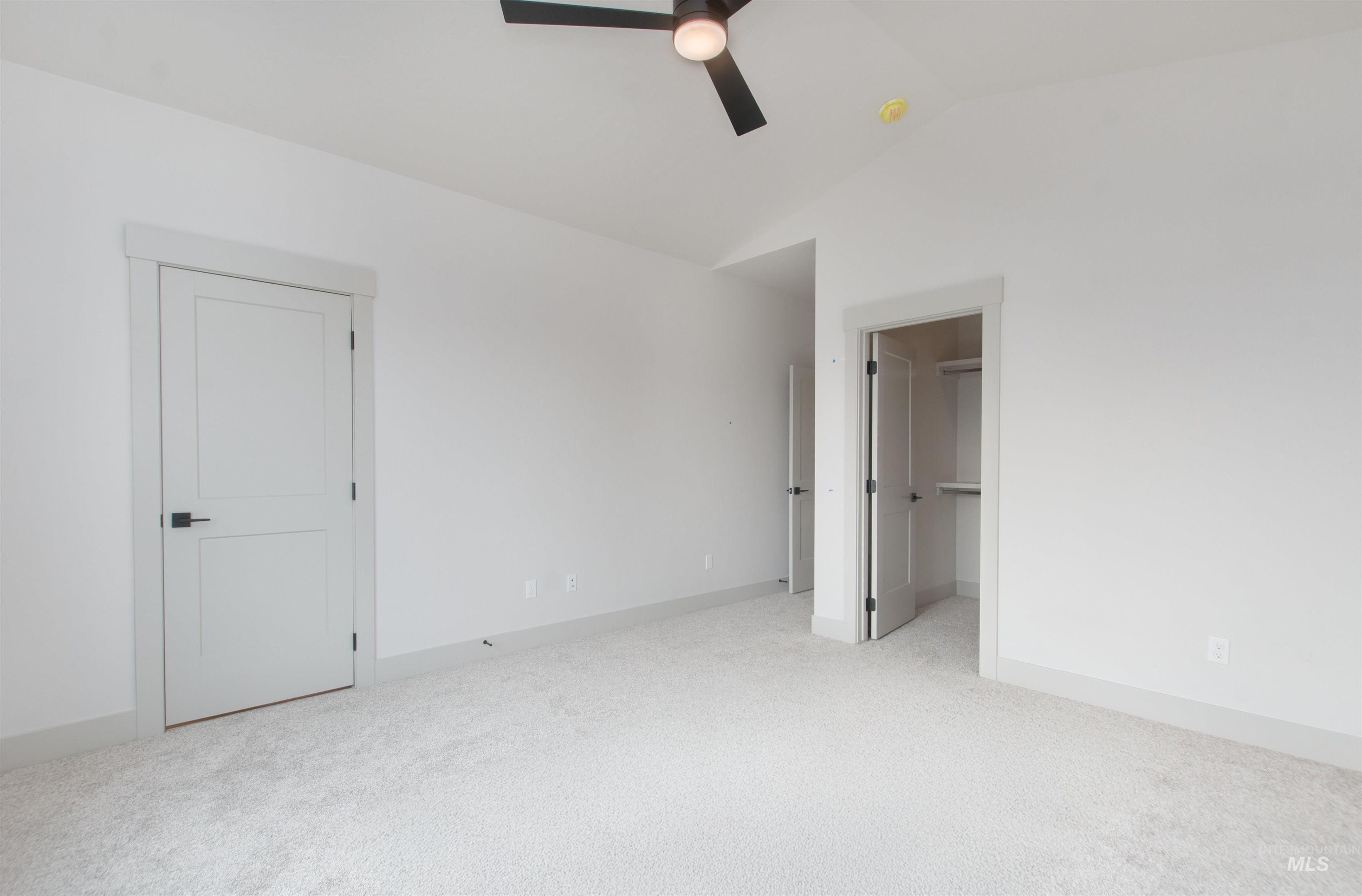 1960 NW Strahorn Dr., Mountain Home, Idaho 83647, 3 Bedrooms, 2.5 Bathrooms, Residential For Sale, Price $339,900,MLS 98968898