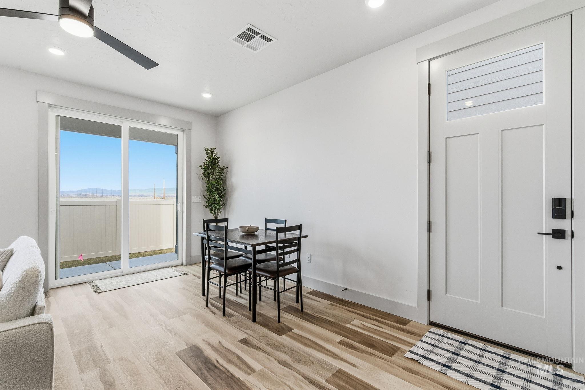 1960 NW Strahorn Dr., Mountain Home, Idaho 83647, 3 Bedrooms, 2.5 Bathrooms, Residential For Sale, Price $339,900, 98968898