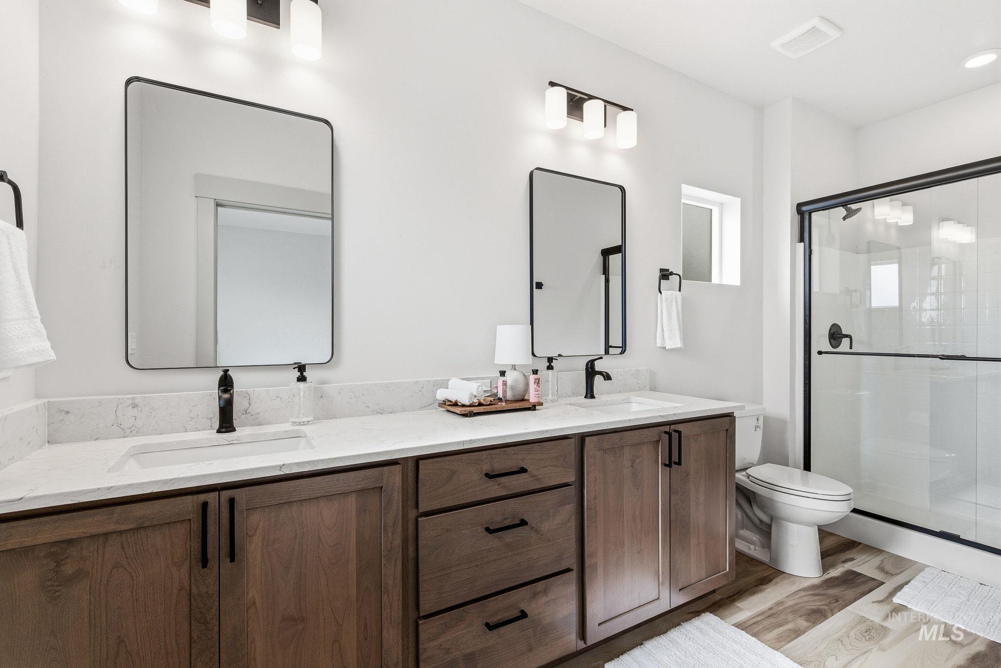 1960 NW Strahorn Dr., Mountain Home, Idaho 83647, 3 Bedrooms, 2.5 Bathrooms, Residential For Sale, Price $339,900, 98968898