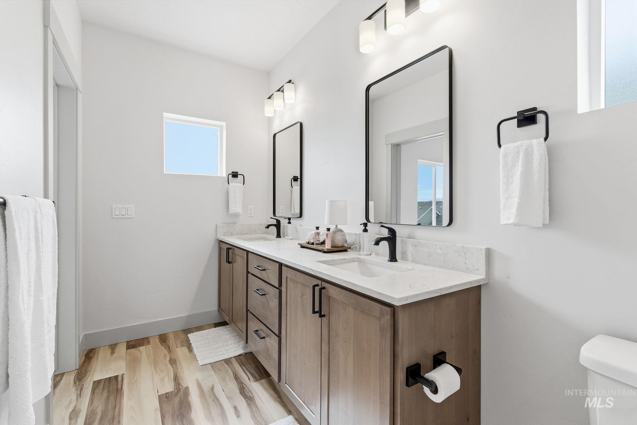 1960 NW Strahorn Dr., Mountain Home, Idaho 83647, 3 Bedrooms, 2.5 Bathrooms, Residential For Sale, Price $339,900, 98968898