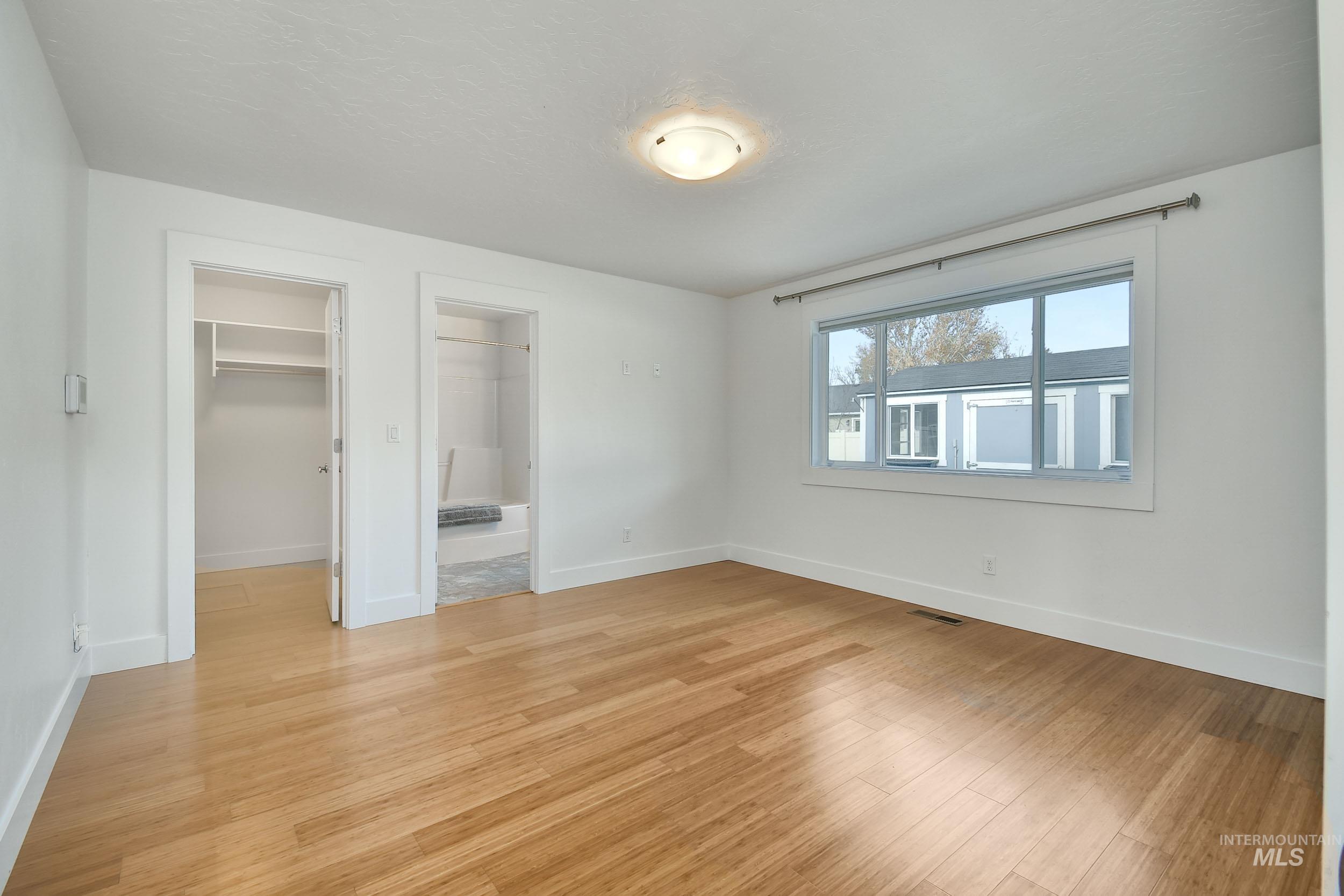 1577 Tamarack St, Fruitland, Idaho 83619, 2 Bedrooms, 2 Bathrooms, Residential For Sale, Price $360,000,MLS 98968899