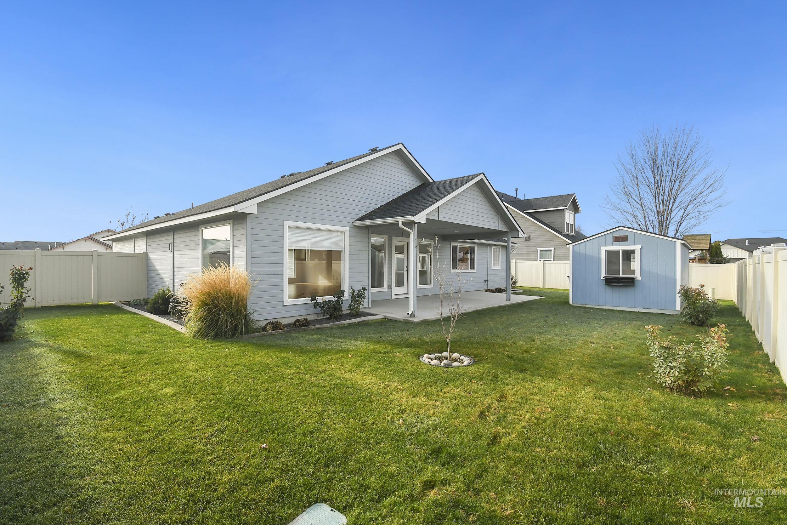 1577 Tamarack St, Fruitland, Idaho 83619, 2 Bedrooms, 2 Bathrooms, Residential For Sale, Price $360,000,MLS 98968899