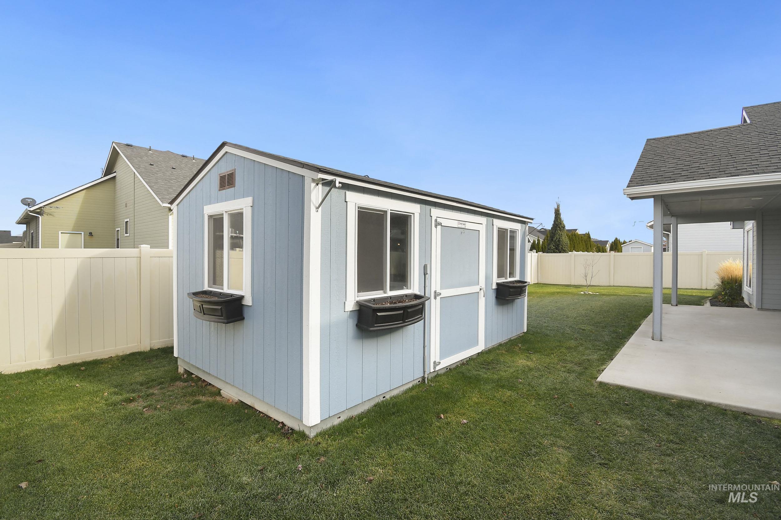 1577 Tamarack St, Fruitland, Idaho 83619, 2 Bedrooms, 2 Bathrooms, Residential For Sale, Price $360,000,MLS 98968899