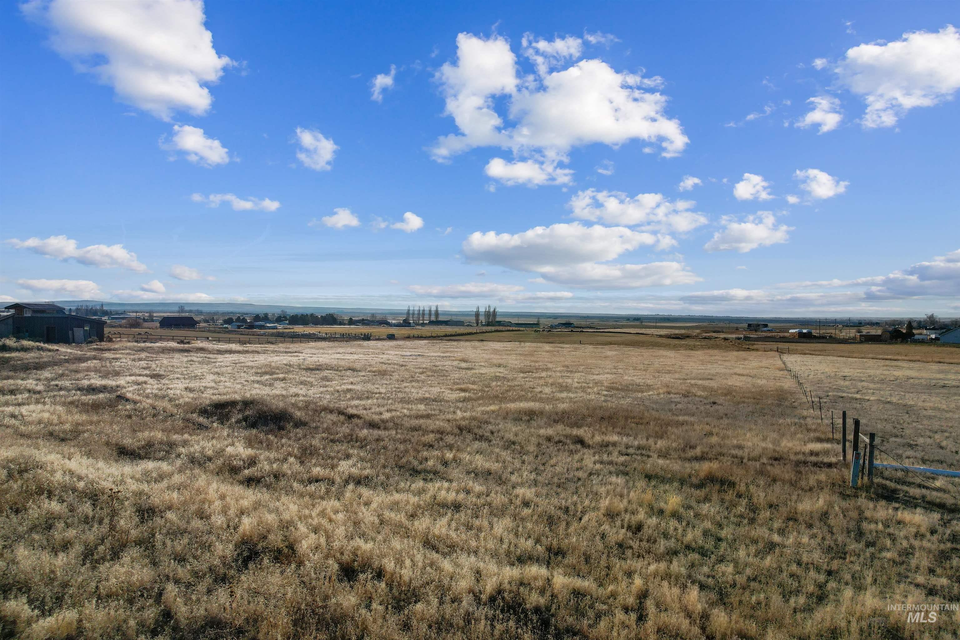 171 E 552 N, Shoshone, Idaho 83352, Land For Sale, Price $170,000,MLS 98968901