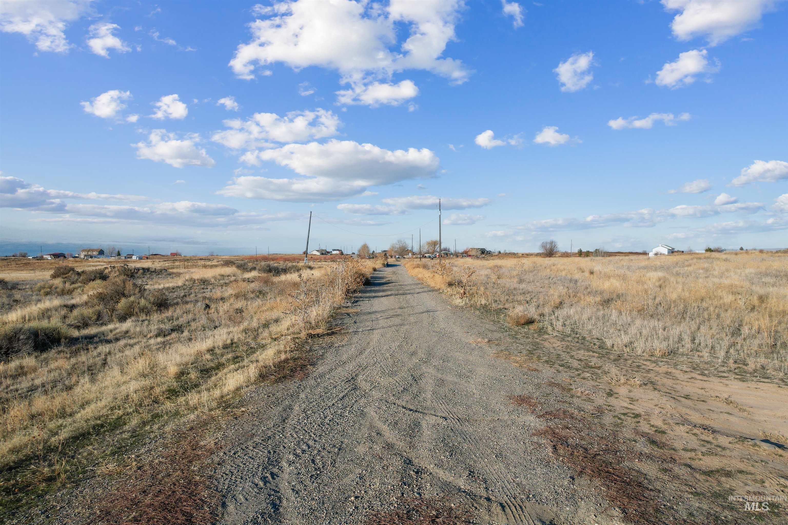 171 E 552 N, Shoshone, Idaho 83352, Land For Sale, Price $170,000,MLS 98968901