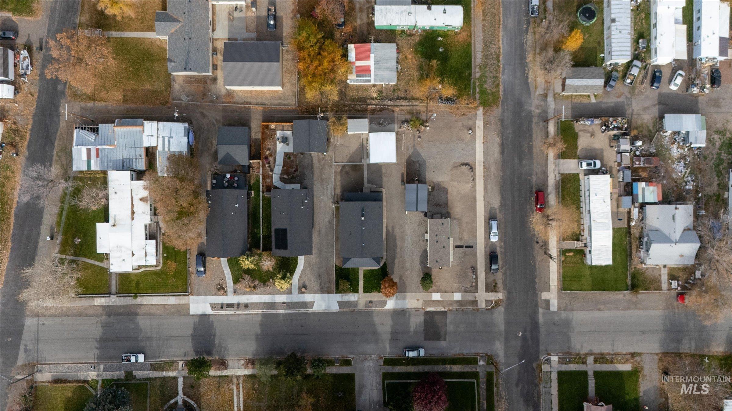 160 E Arthur Ave., Glenns Ferry, Idaho 83623, 2 Bedrooms, 1 Bathroom, Residential For Sale, Price $299,000,MLS 98968905