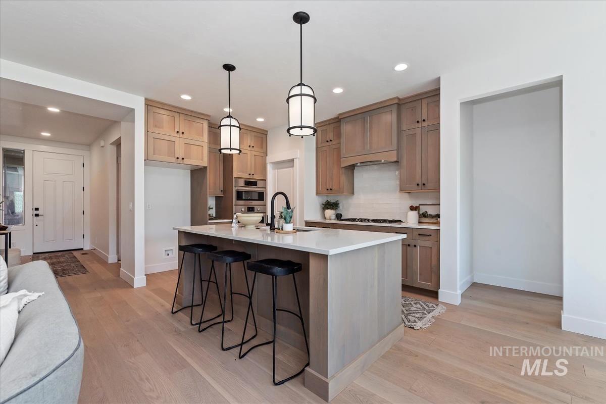 2242 E Rodeo St., Kuna, Idaho 83634, 3 Bedrooms, 2 Bathrooms, Residential For Sale, Price $529,880,MLS 98968914