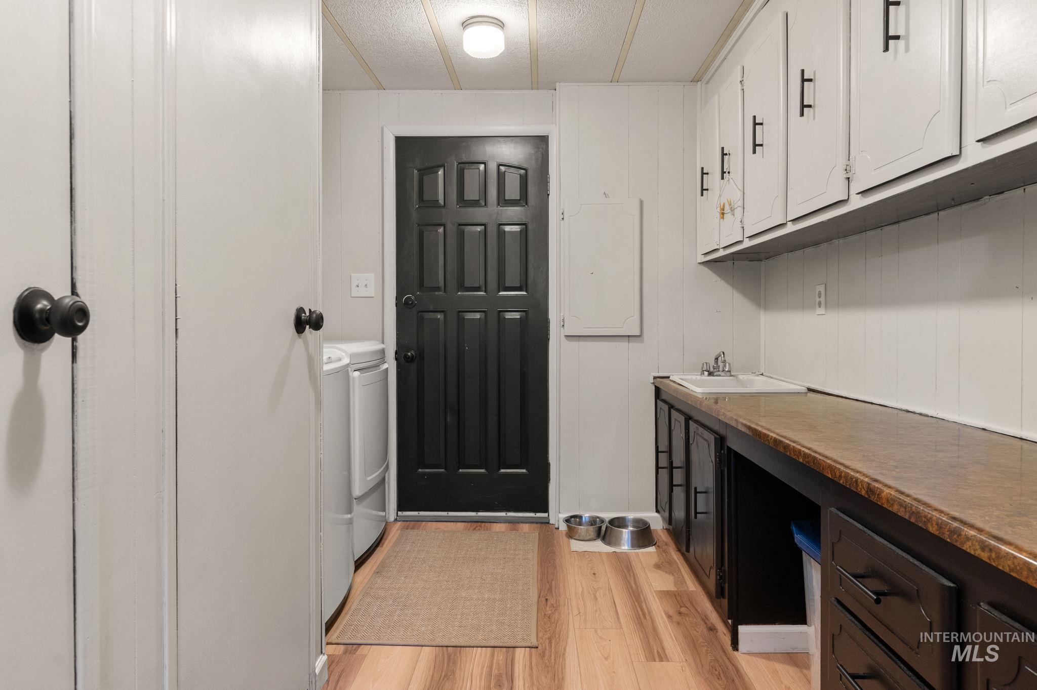 1450 & 1454 Elm Street, Clarkston, Washington 99403, 3 Bedrooms, 1 Bathroom, Residential Income For Sale, Price $650,000, 98968924