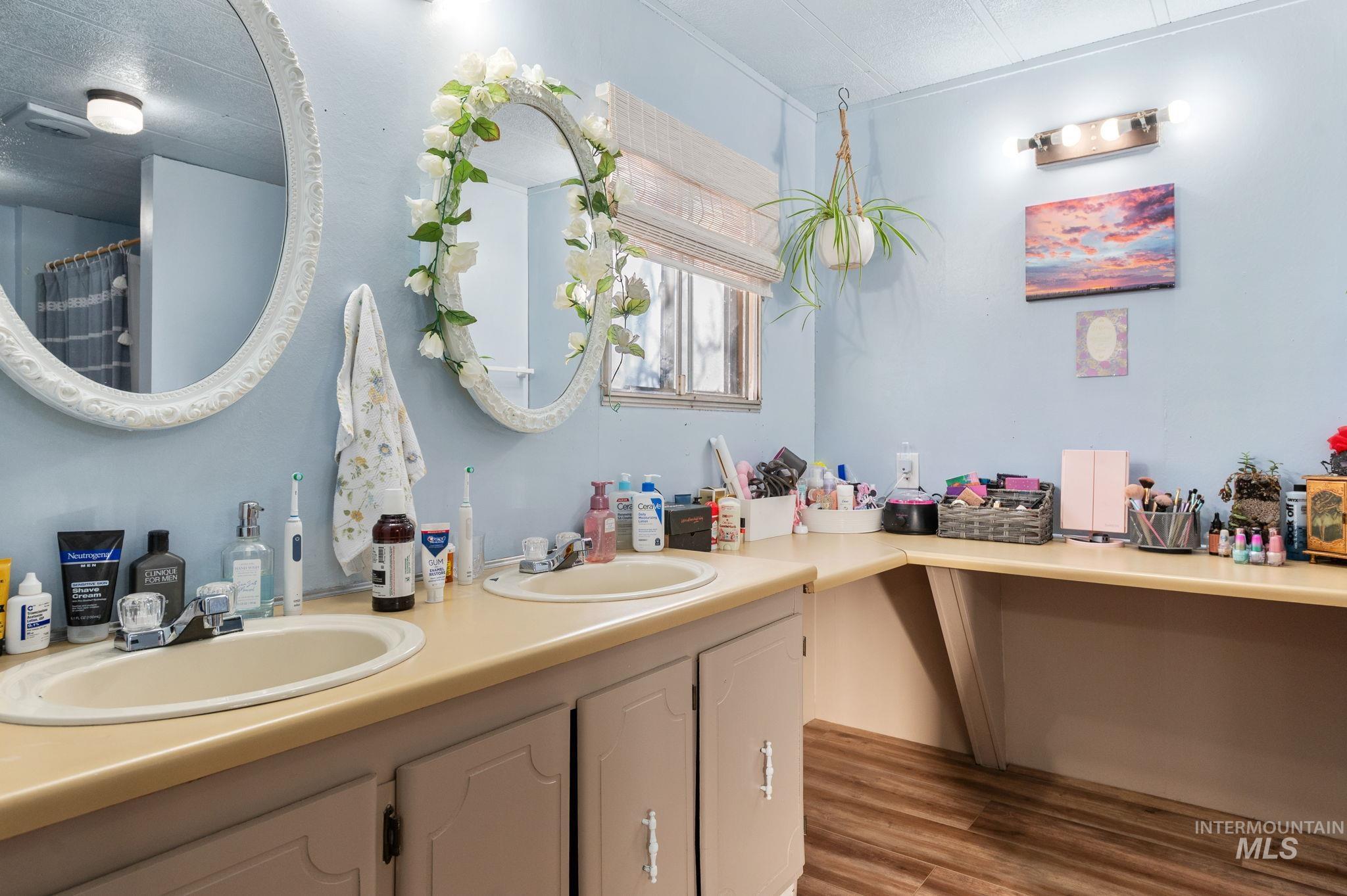 1450 & 1454 Elm Street, Clarkston, Washington 99403, 3 Bedrooms, 1 Bathroom, Residential Income For Sale, Price $650,000, 98968924